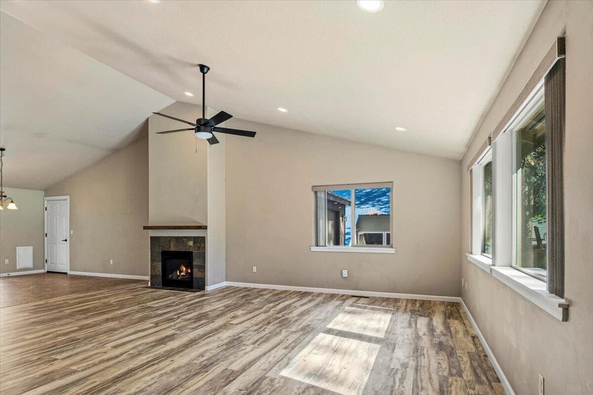 04-59665 Cheyenne Rd, Bend-4. Photo 3 of 36, 59665 Cheyenne Road, Bend, OR 97702