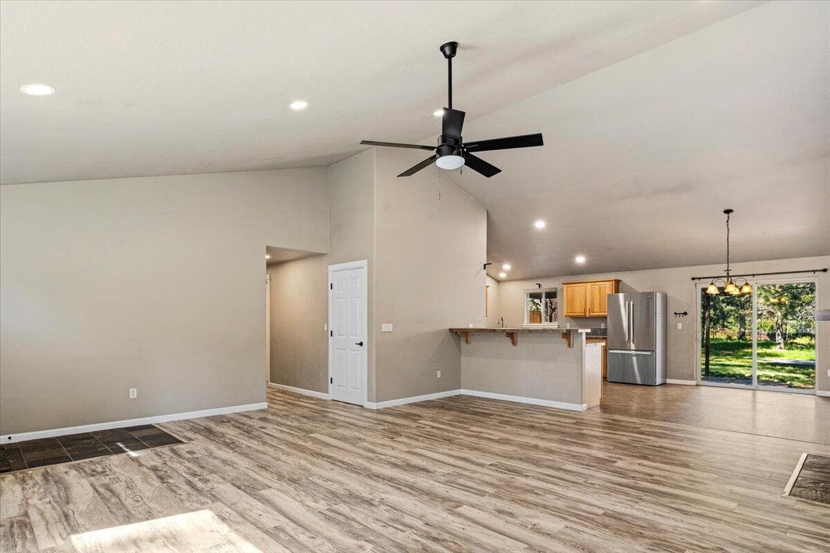 06-59665 Cheyenne Rd, Bend-6. Photo 5 of 36, 59665 Cheyenne Road, Bend, OR 97702