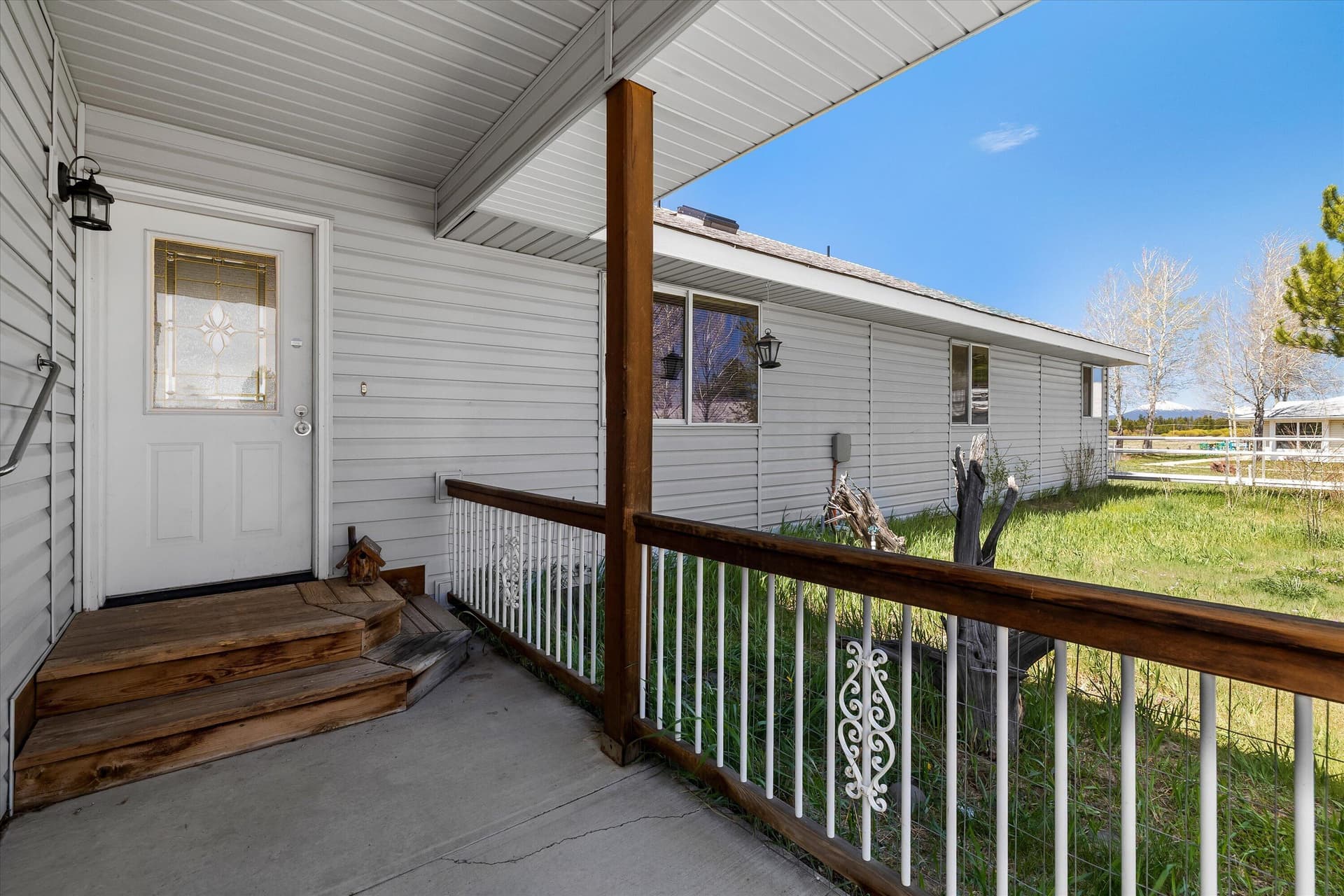 02-8280_260508_JILLROSELL. Photo 3 of 39, 51451 Morson Street, La Pine, OR 97739