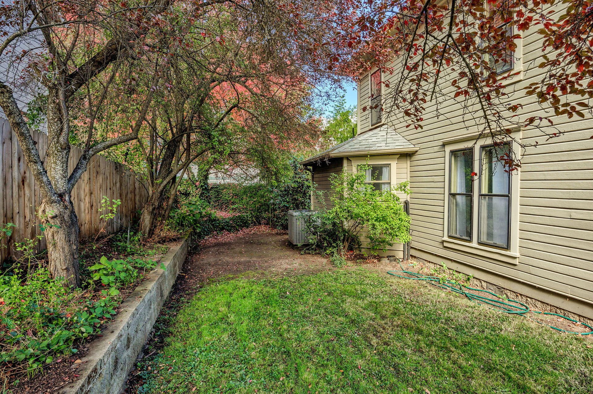 WS (5). Photo 3 of 44, 75 Wimer Street, Ashland, OR 97520
