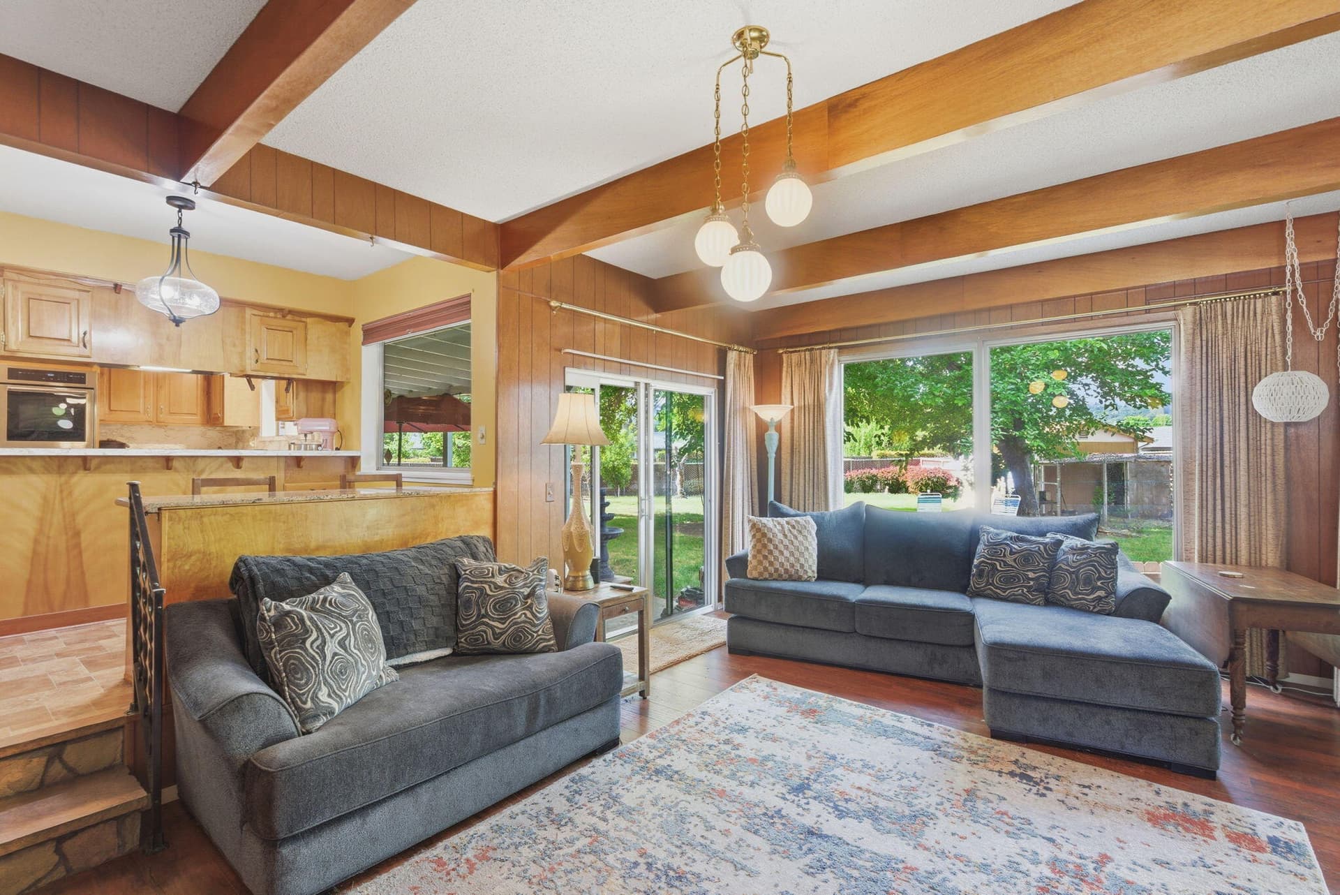 32-web-or-mls-1195-e-park-st. Photo 4 of 39, 1195 E Park Street, Grants Pass, OR 97527