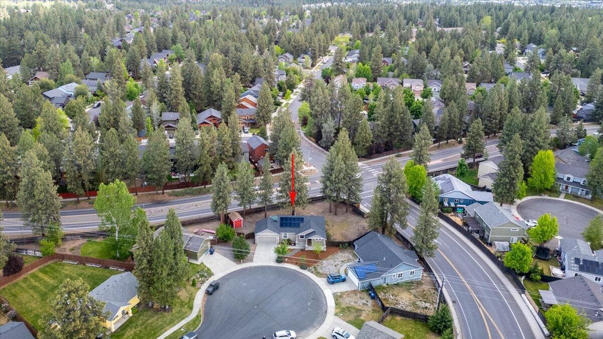 Lots of space. Photo 5 of 30, 61095 Honkers Court, Bend, OR 97702