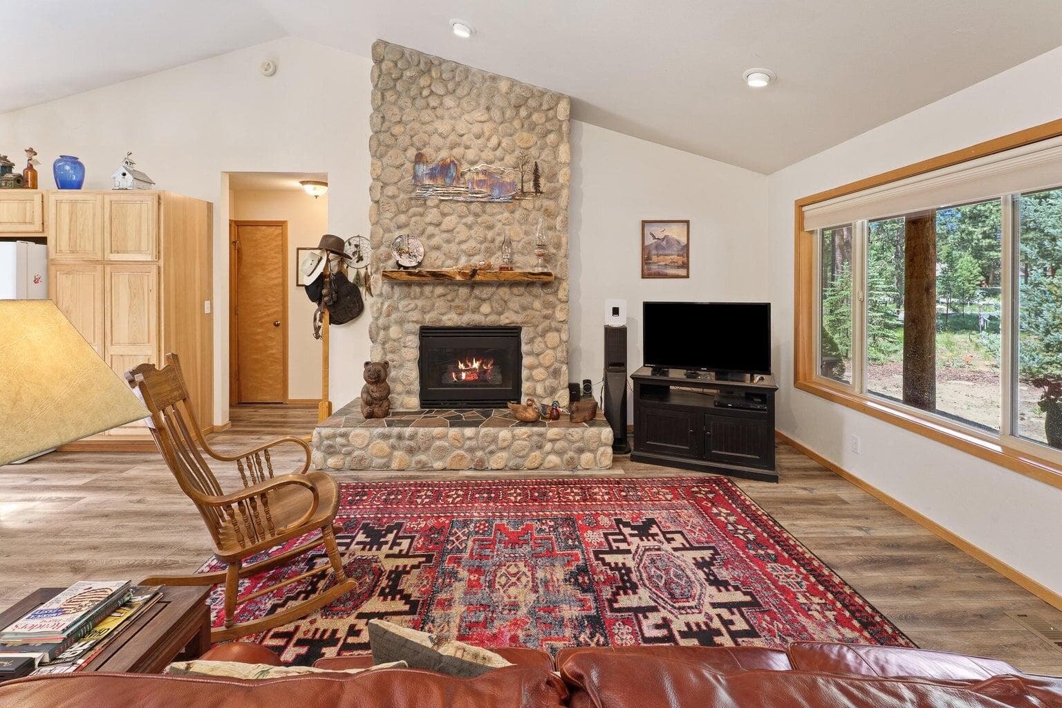 Norwalk_11. Photo 4 of 32, 17149 Norwalk Road, Bend, OR 97707