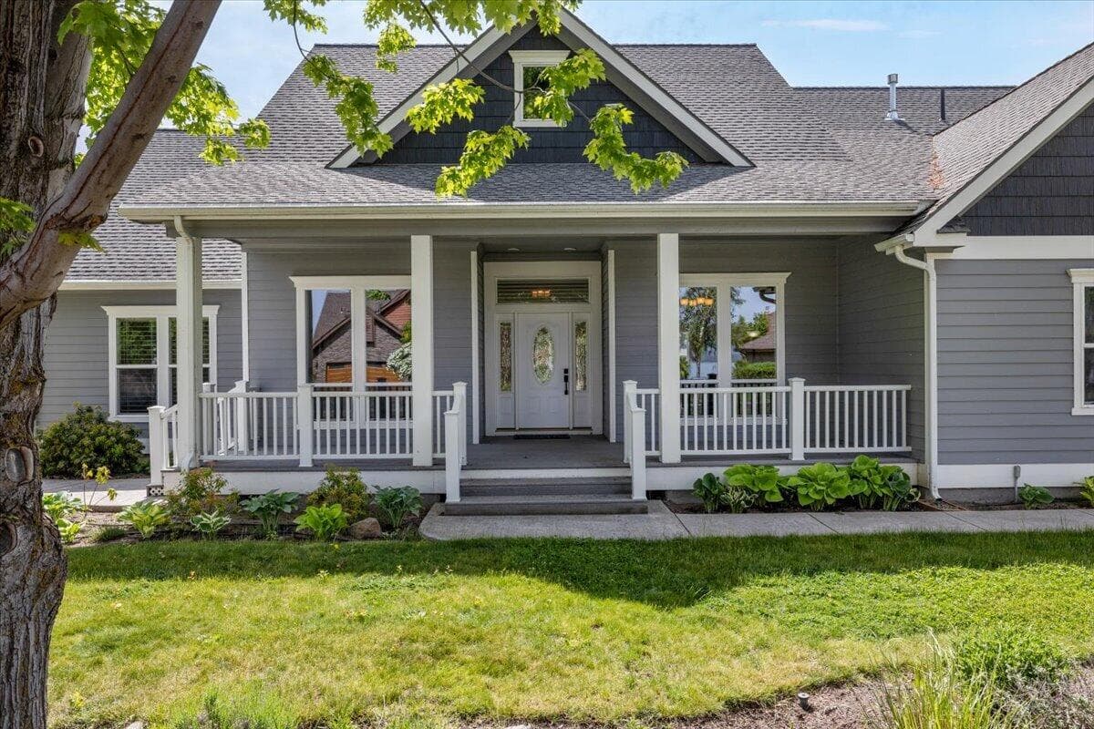 02-CI_7635. Photo 3 of 31, 2929 Front Street, Klamath Falls, OR 97601