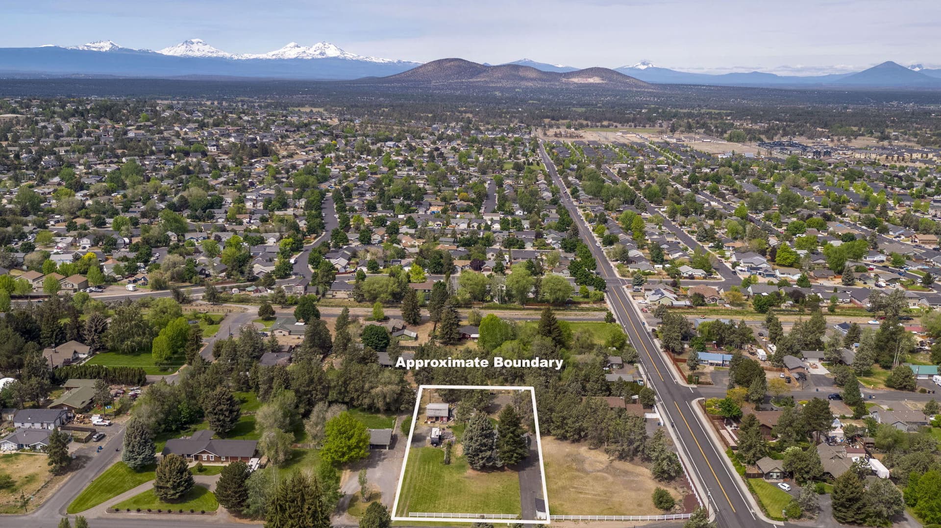 2. Photo 2 of 30, 1971 SW 25th Street, Redmond, OR 97756