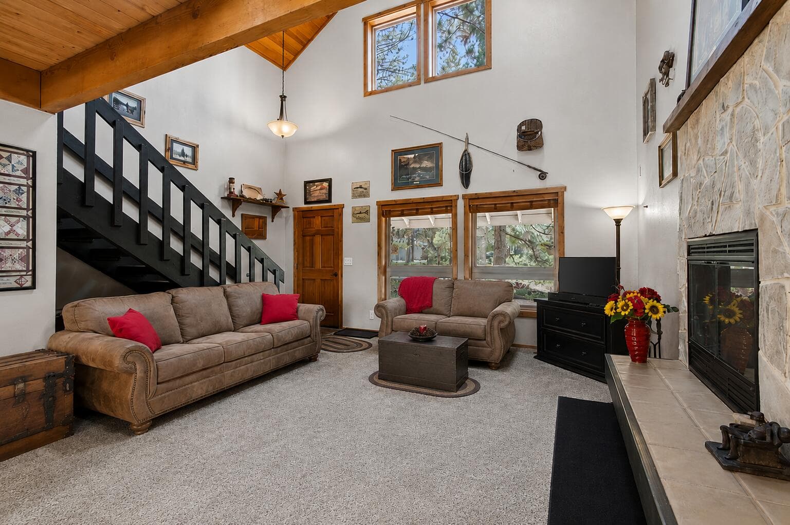 Living Room. Photo 5 of 31, 57803 Mt Rainier Lane Unit 10, Sunriver, OR 97707