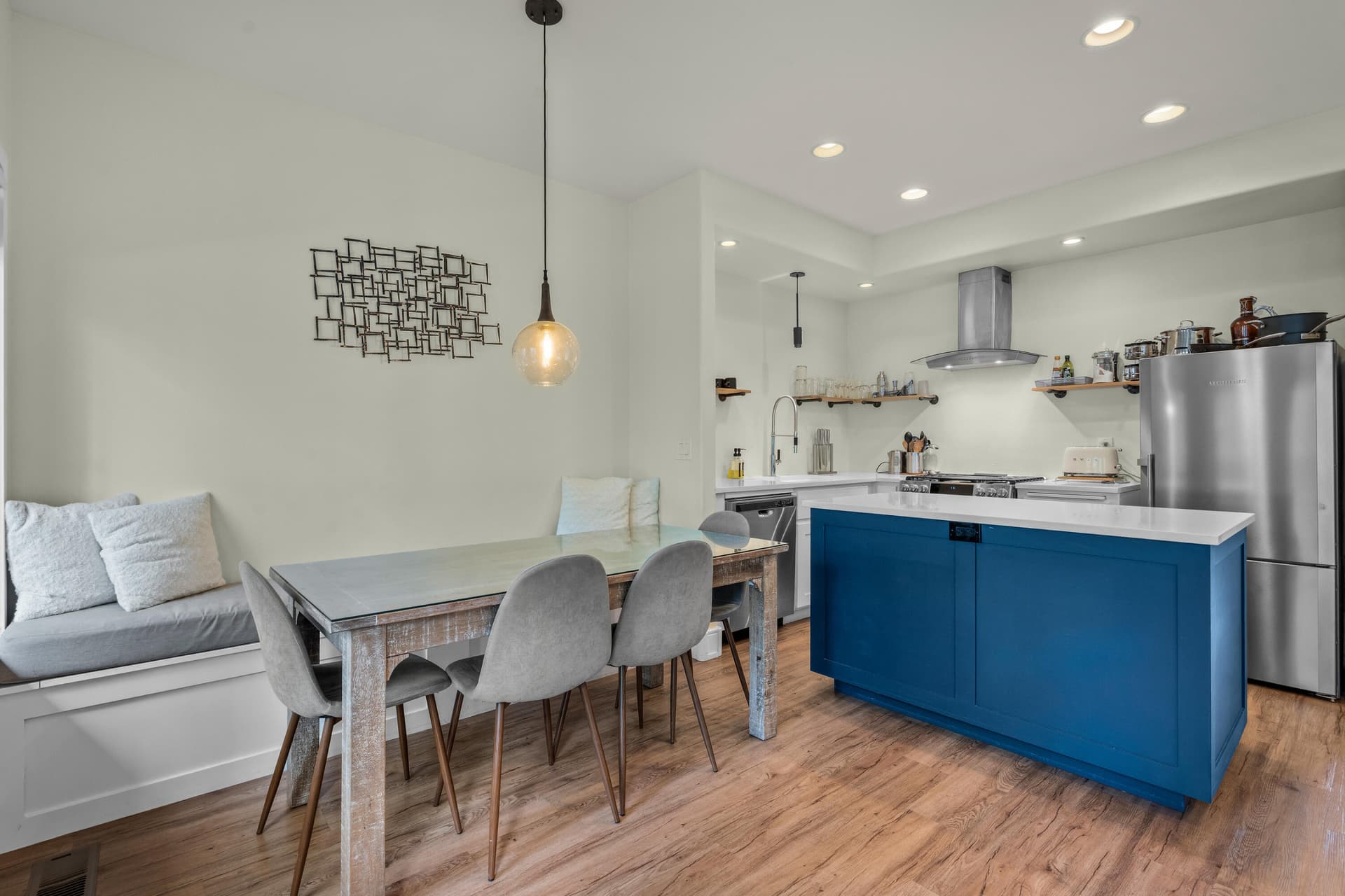 upper unit dining - kitchen. Photo 5 of 40, 61875 Broken Top Drive Unit #23, Bend, OR 97702