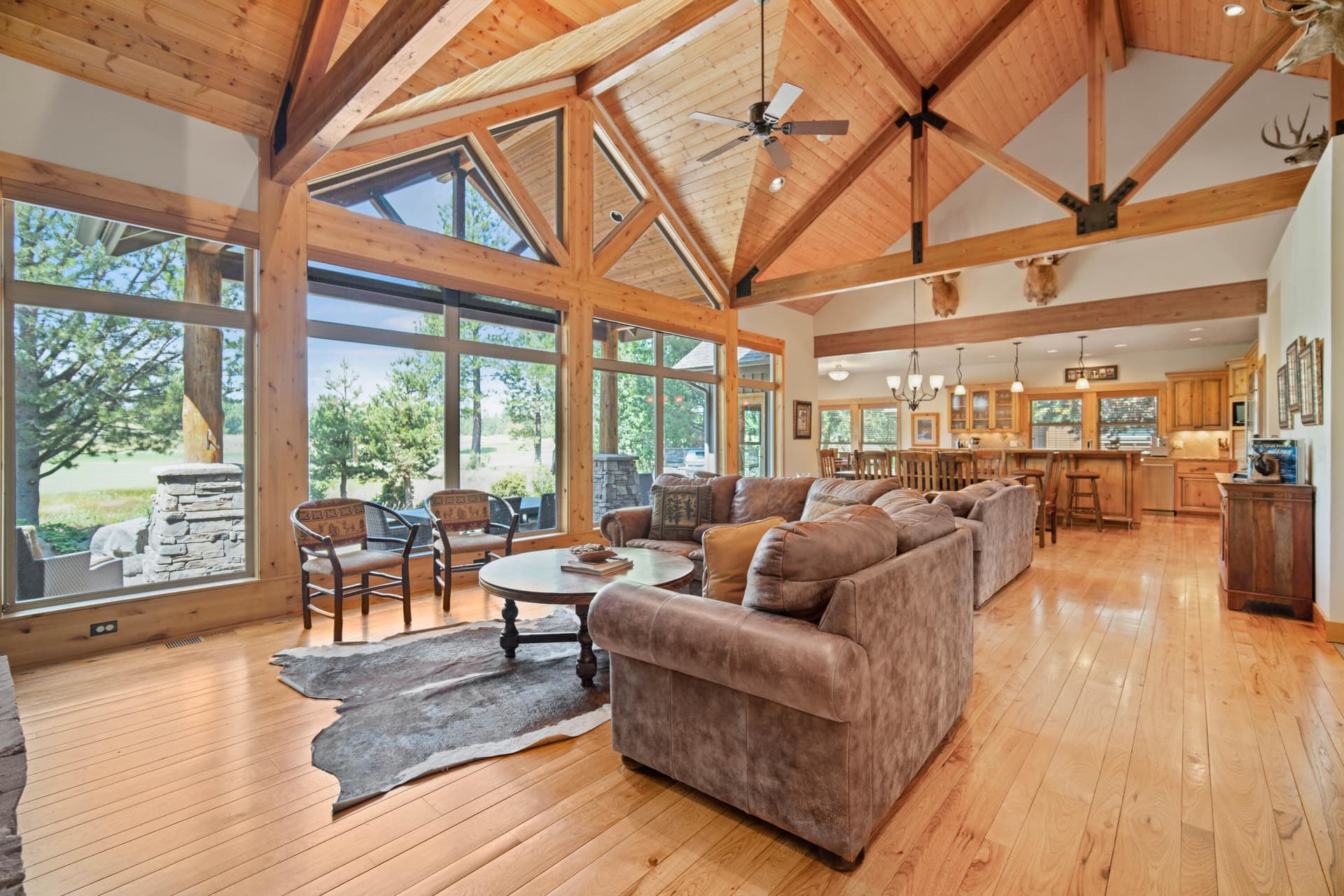 caldera-great-room-golf-views. Photo 5 of 51, 56689 Dancing Rock Loop, Bend, OR 97707