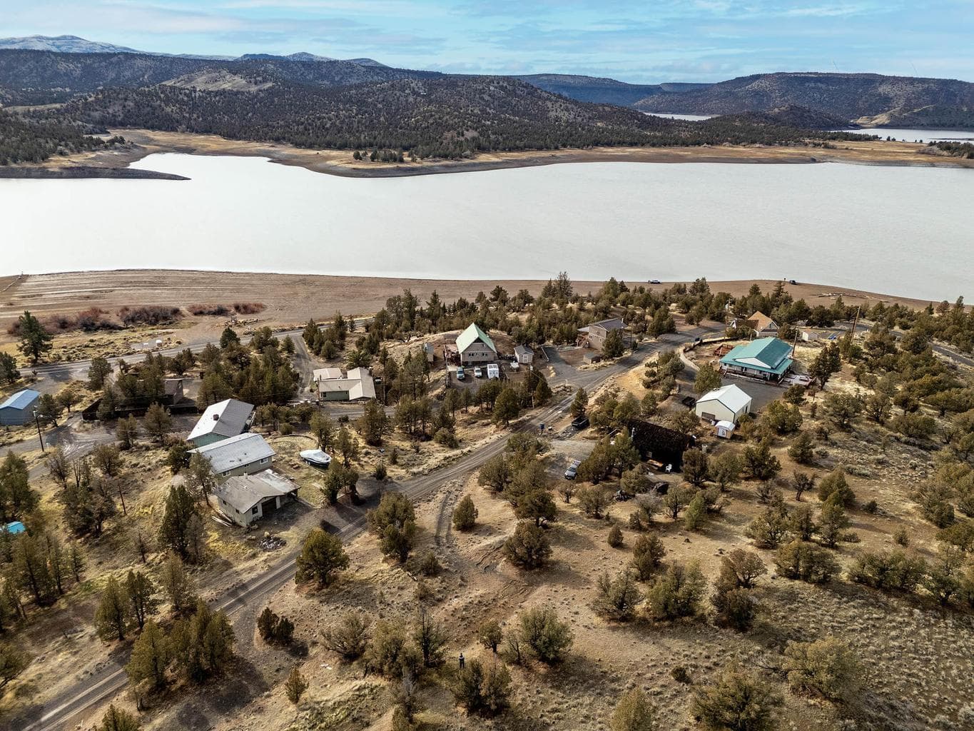20251223215347894833000000-o. Photo 3 of 23, SE TL 1700 Vista Loop, Prineville, OR 97754