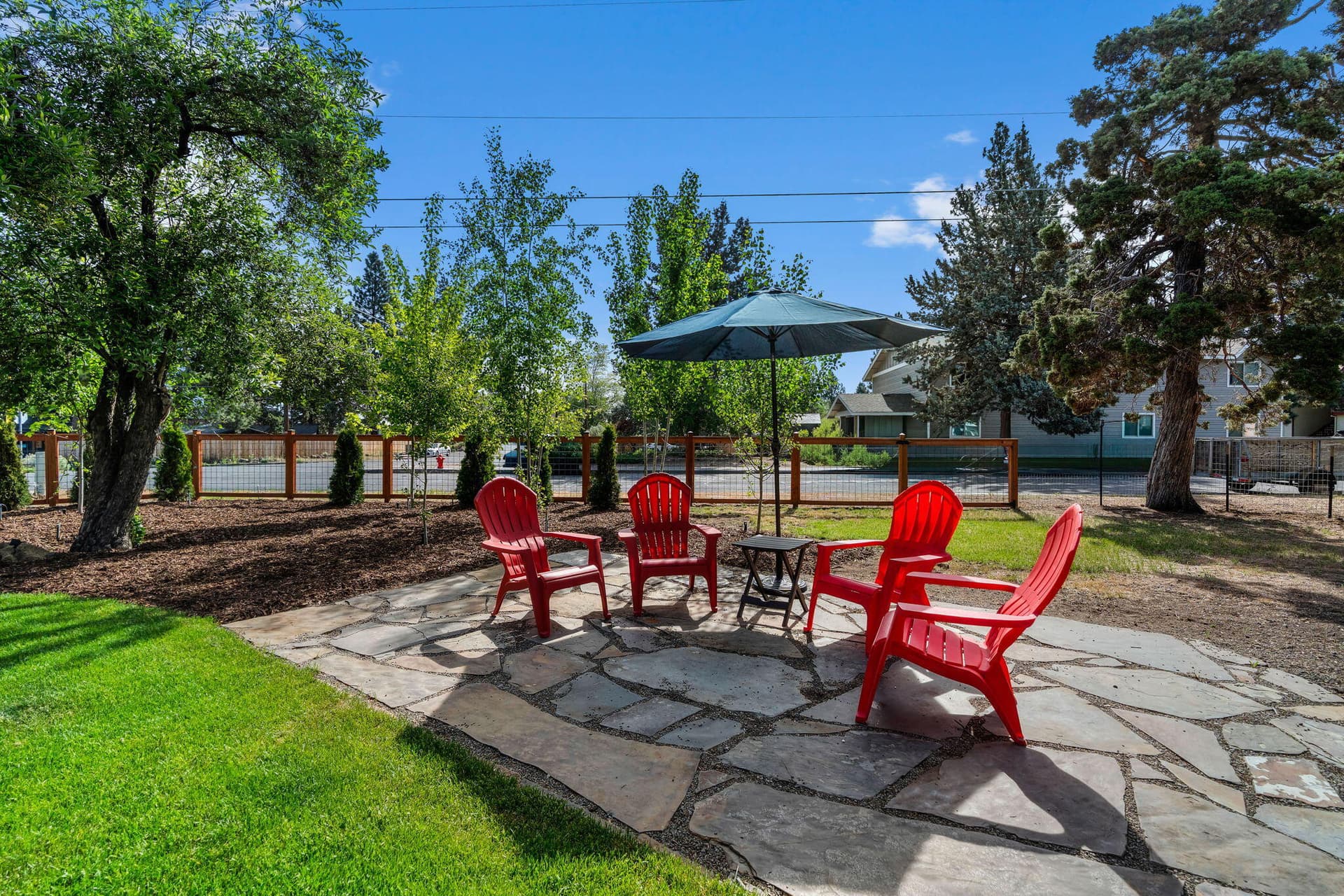 2026_05_12_565_se_woodland_blvd-34. Photo 4 of 43, 565 SE Woodland Boulevard, Bend, OR 97702