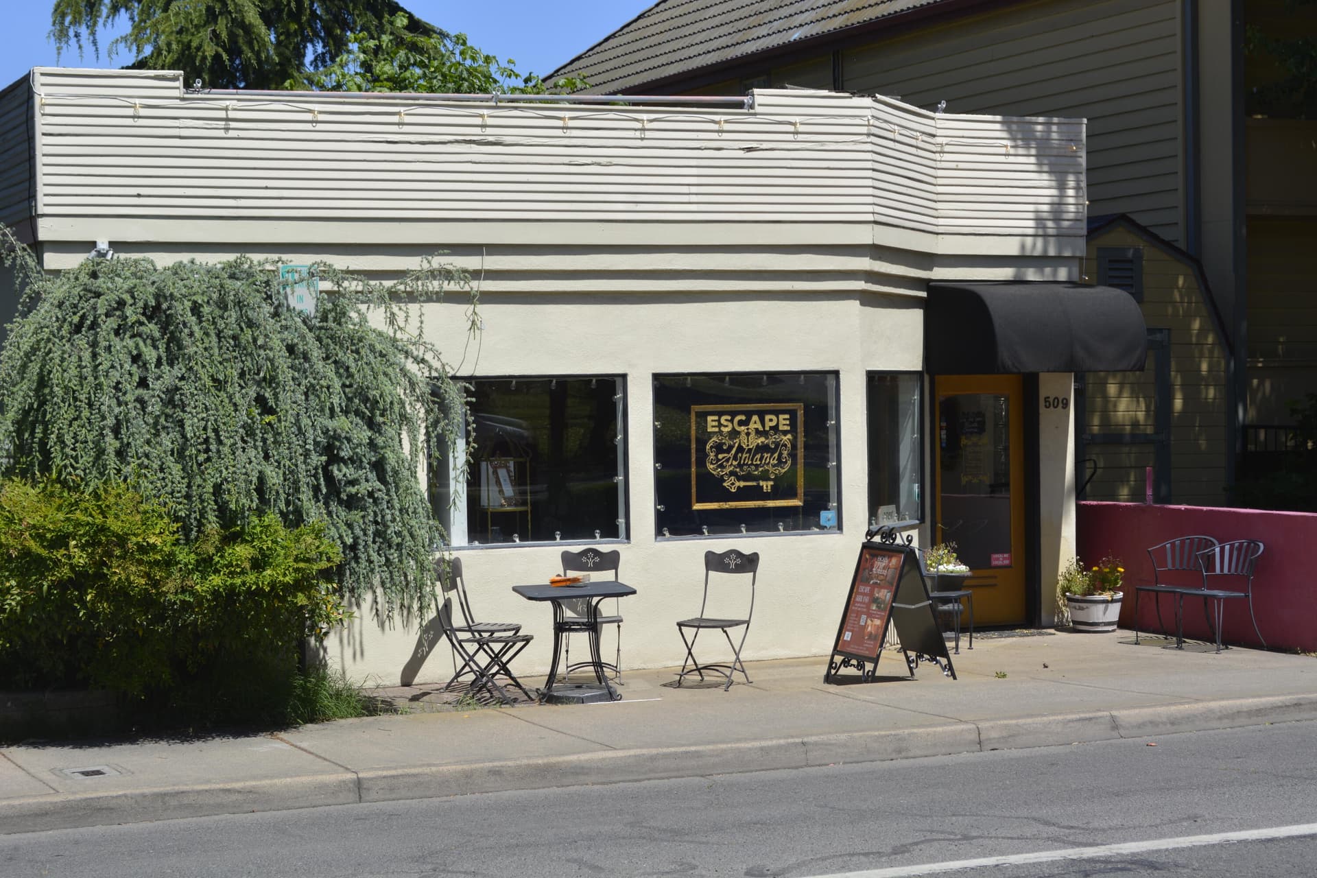 _DSC6076. Photo 1 of 10, 509 Siskiyou Boulevard, Ashland, OR 97520