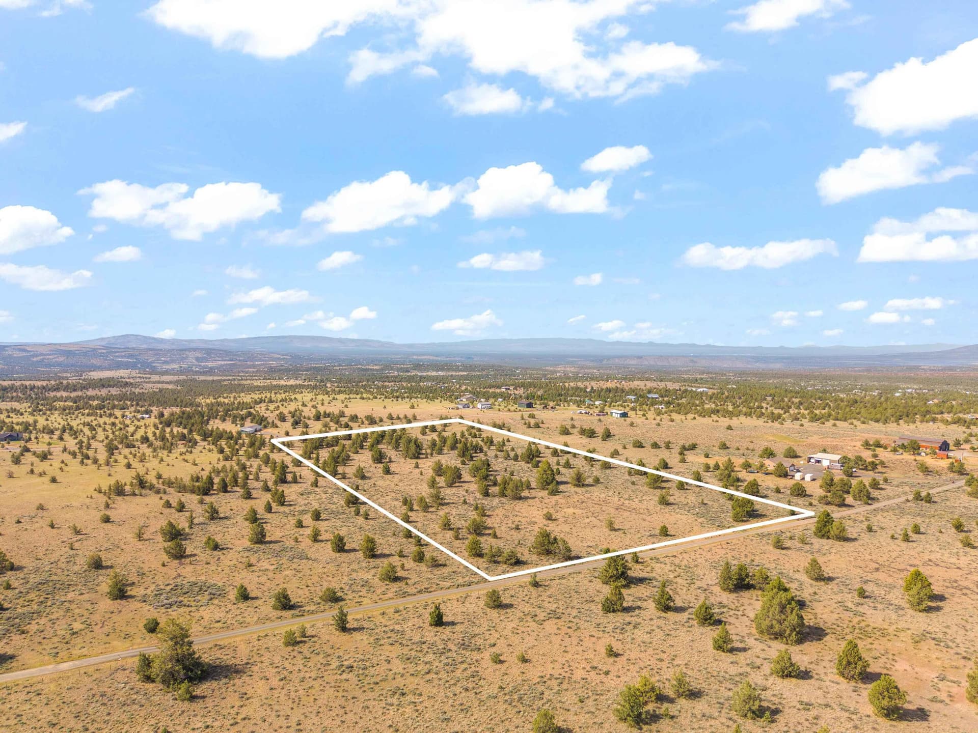 08-. Photo 4 of 15, 6751 SE Iowa Road, Prineville, OR 97754