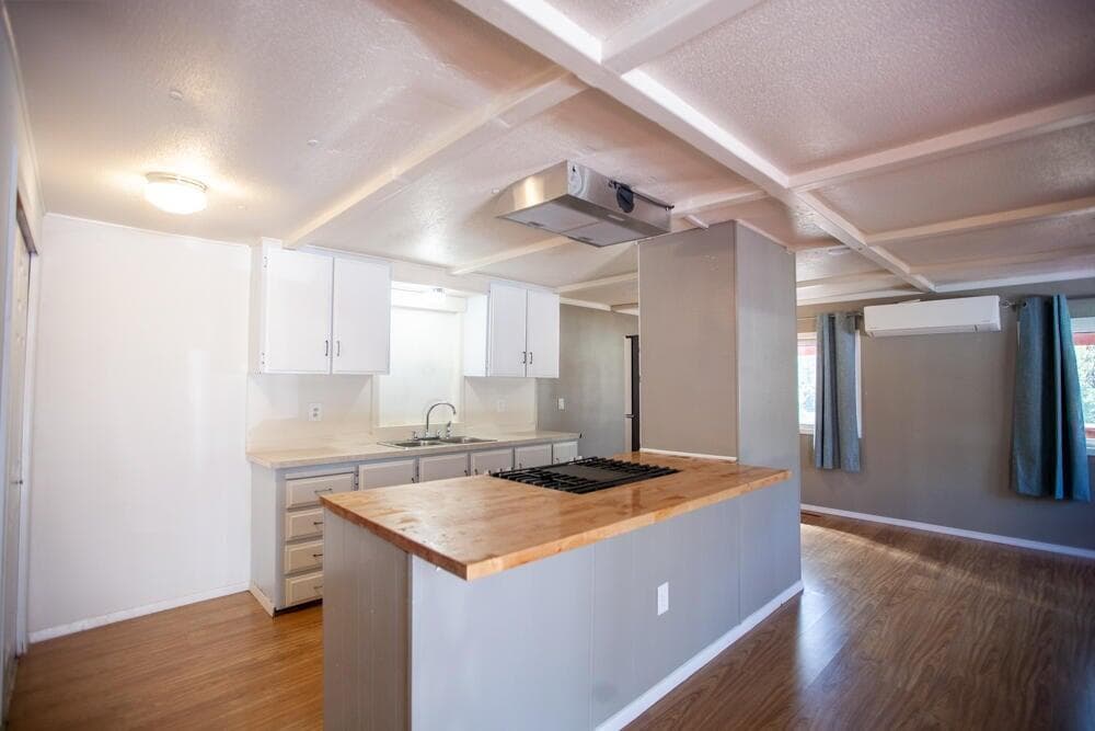 kitchen 2. Photo 3 of 15, 4778 N River Road, Gold Hill, OR 97525