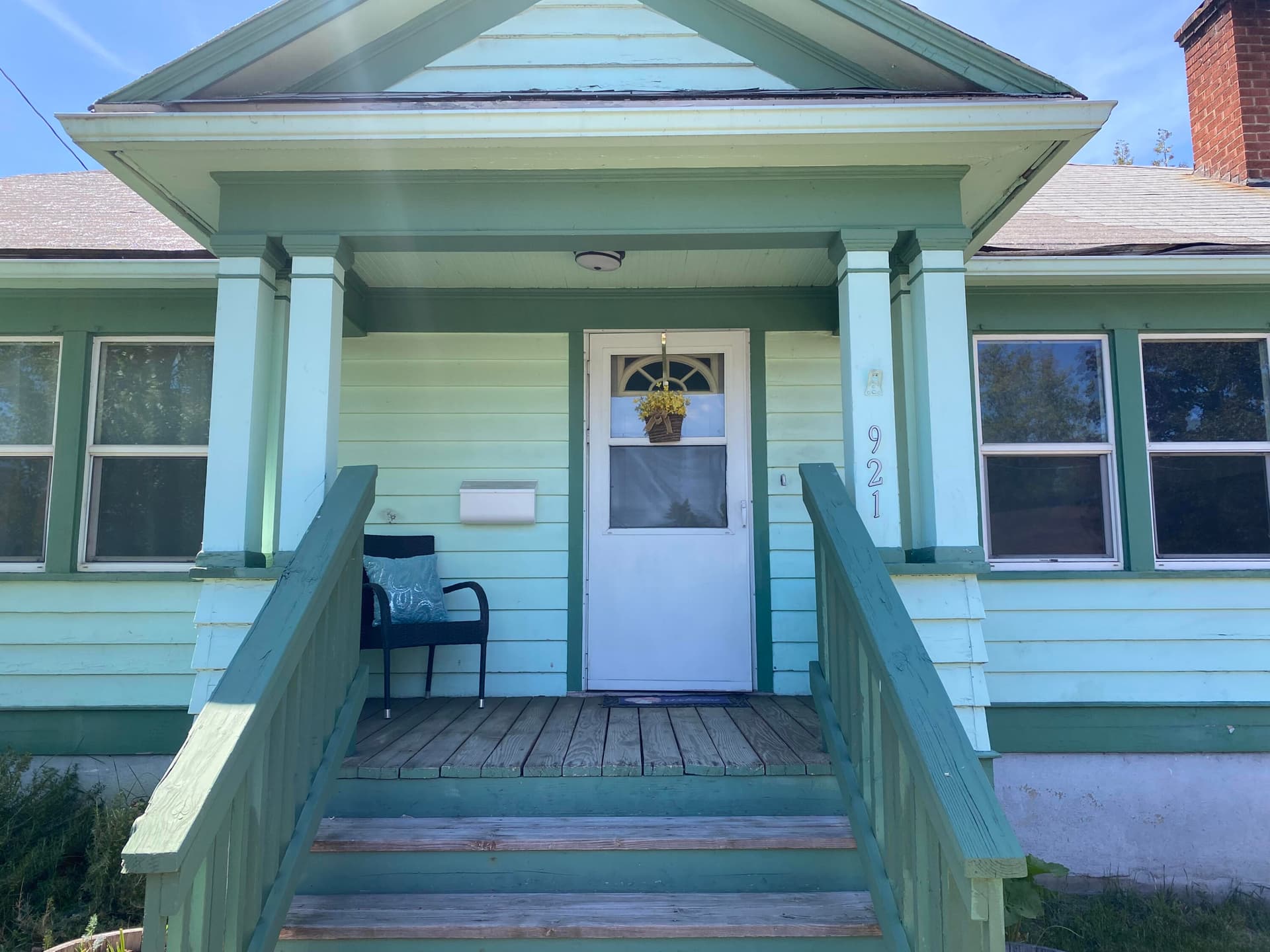 p2. Photo 3 of 37, 921 Prospect Street, Klamath Falls, OR 97601