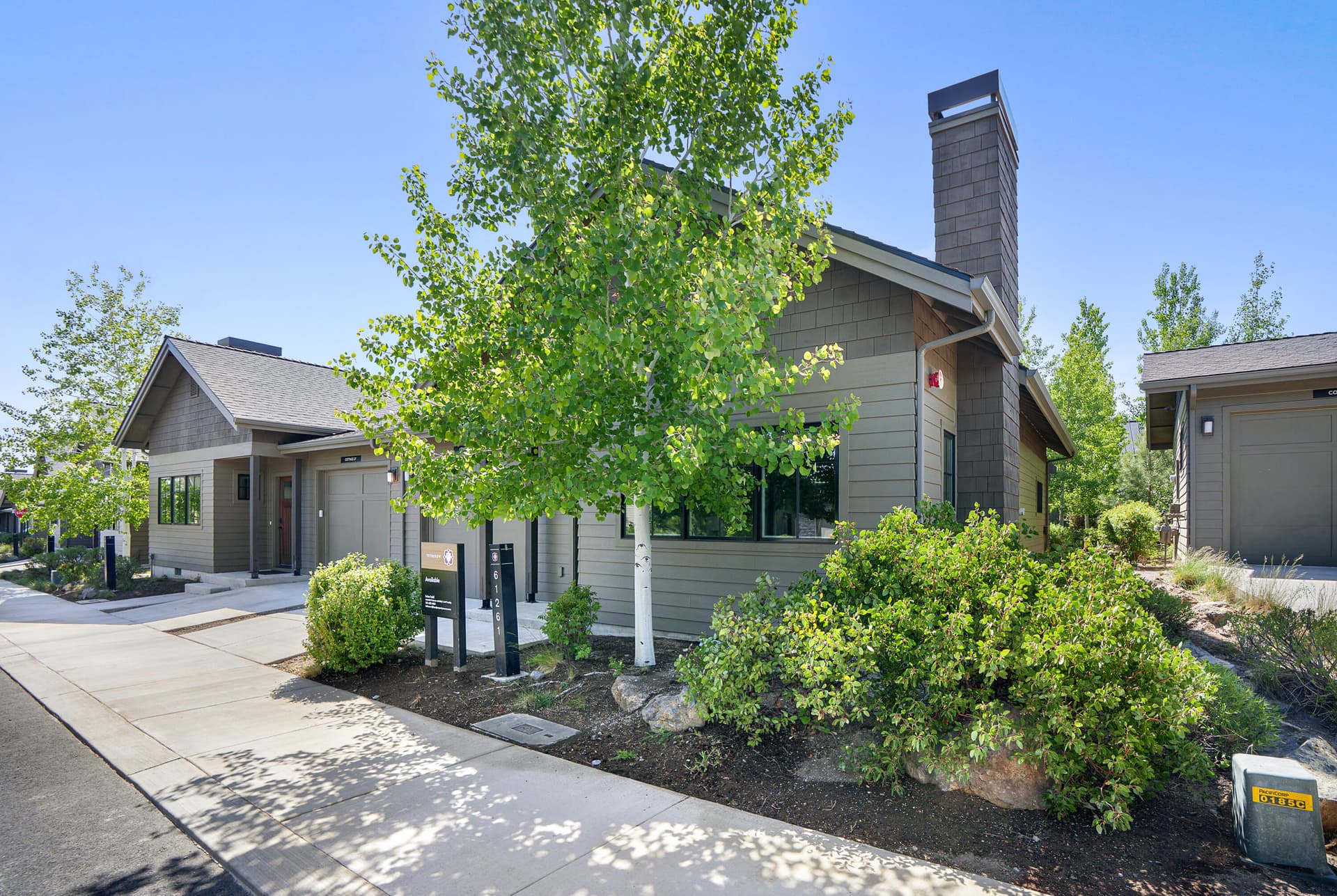 3 (2). Photo 3 of 30, 61261 Tetherow Drive Unit 28, Bend, OR 97702