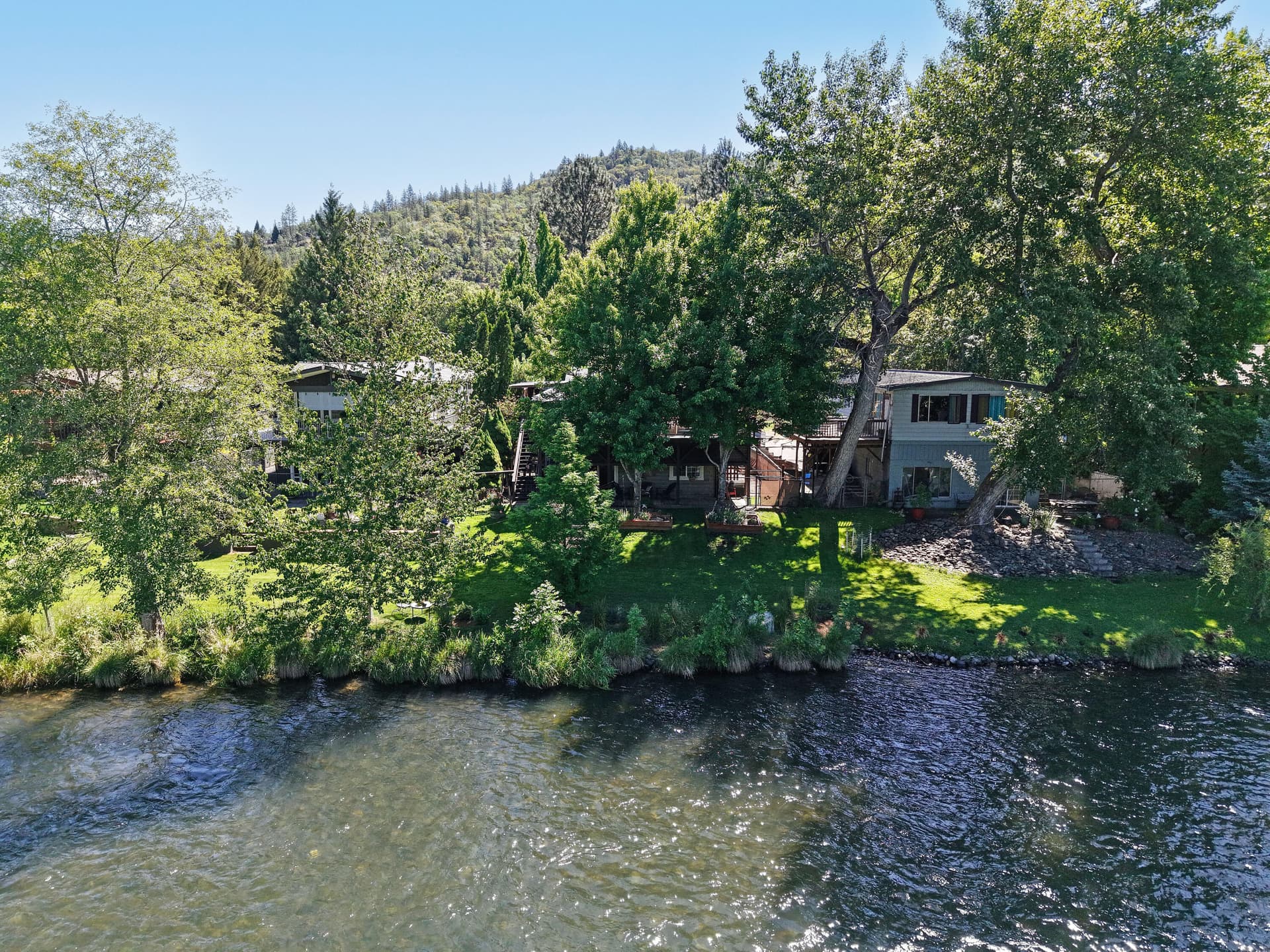 Castaline (20). Photo 5 of 81, 150 Castaline Place, Shady Cove, OR 97539
