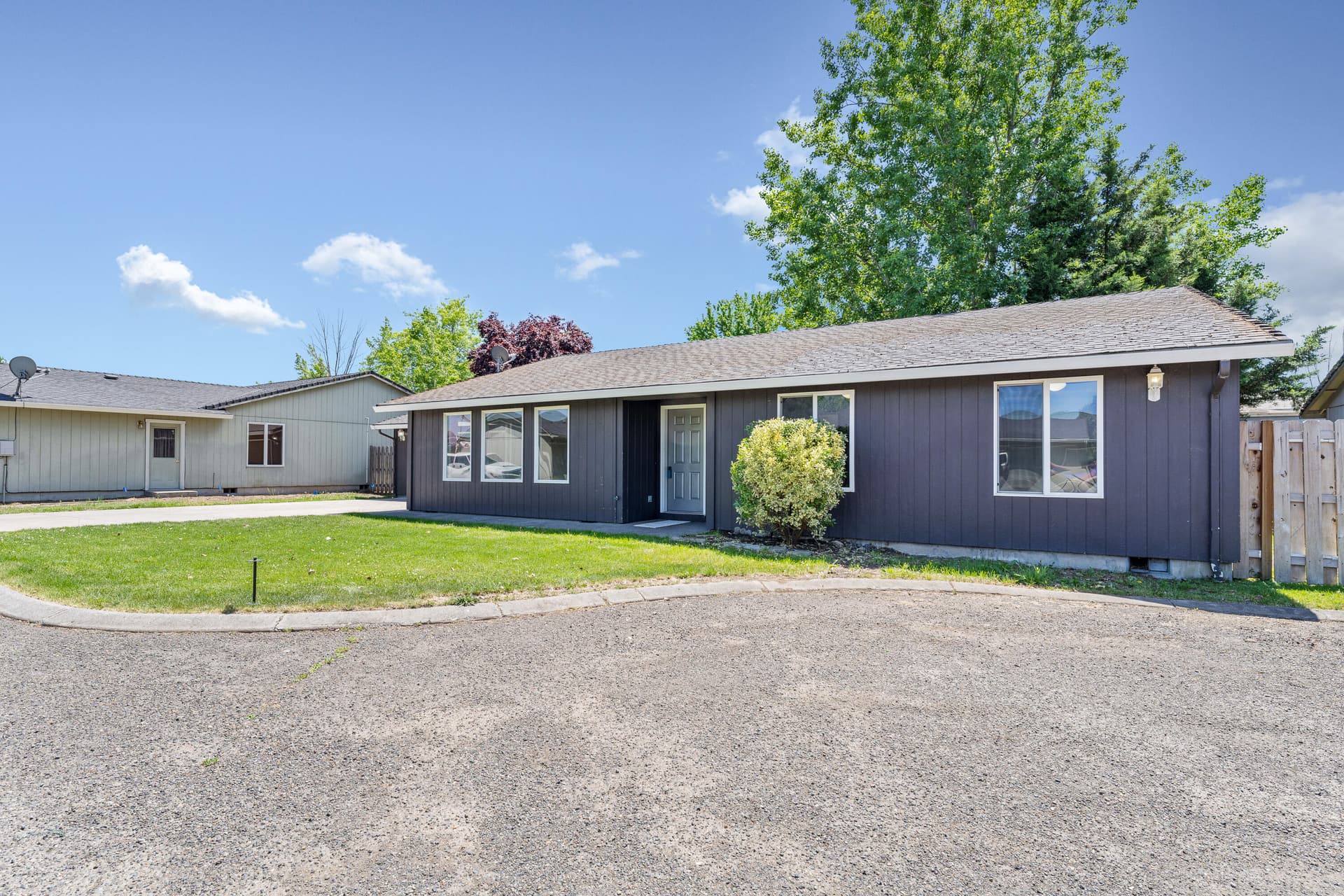 EXT (3 of 6). Photo 3 of 28, 3452 Lazy Lane, White City, OR 97503
