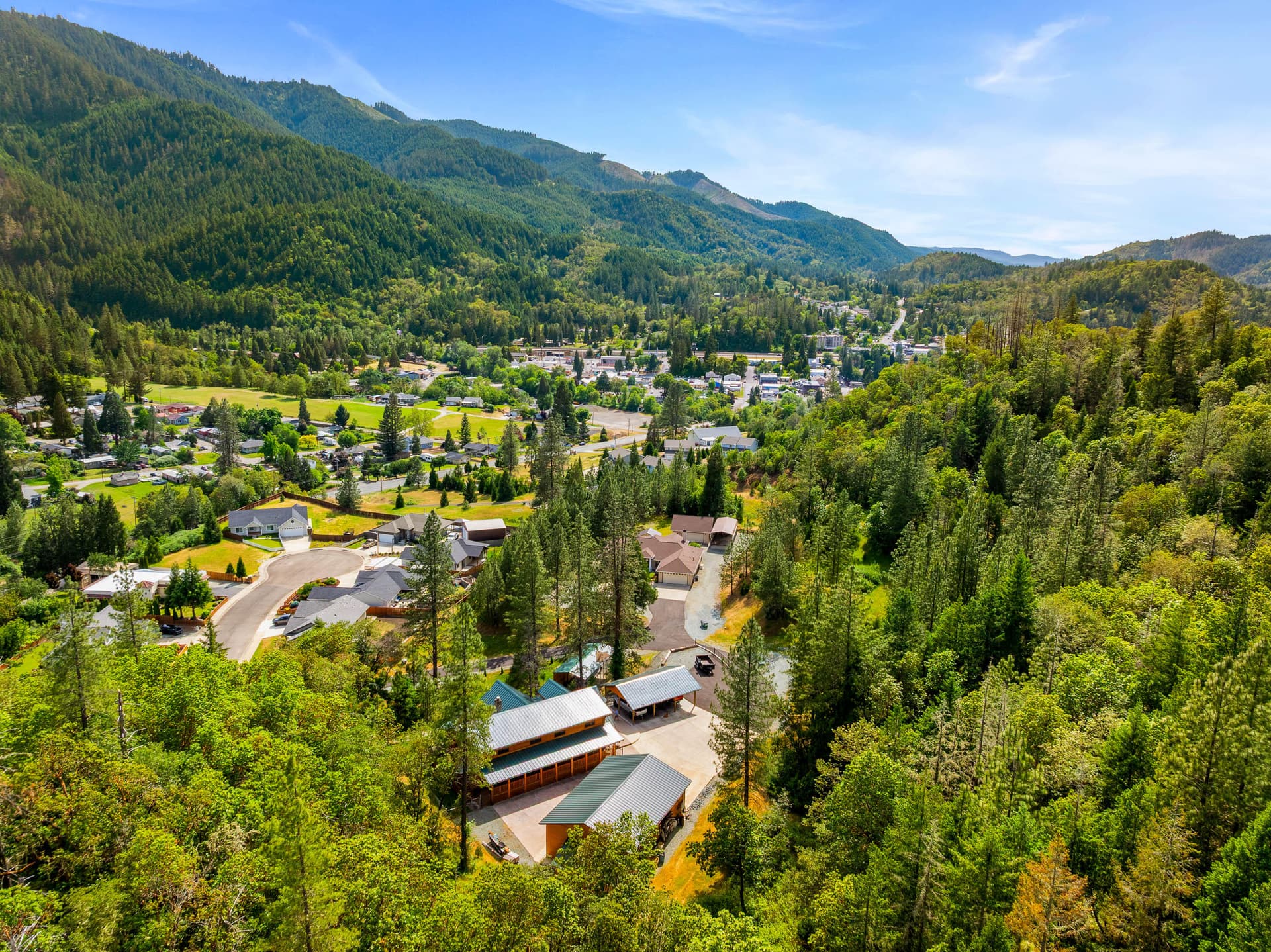 03-DRONE (3 of 7). Photo 3 of 51, 225 SE Eagle Ridge Drive, Canyonville, OR 97417