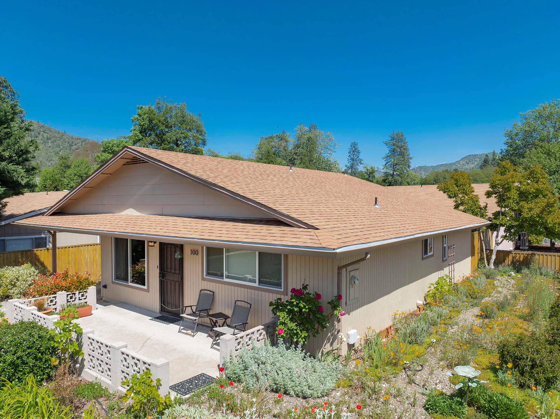2. Photo 2 of 35, 100 Brookside Court, Rogue River, OR 97537