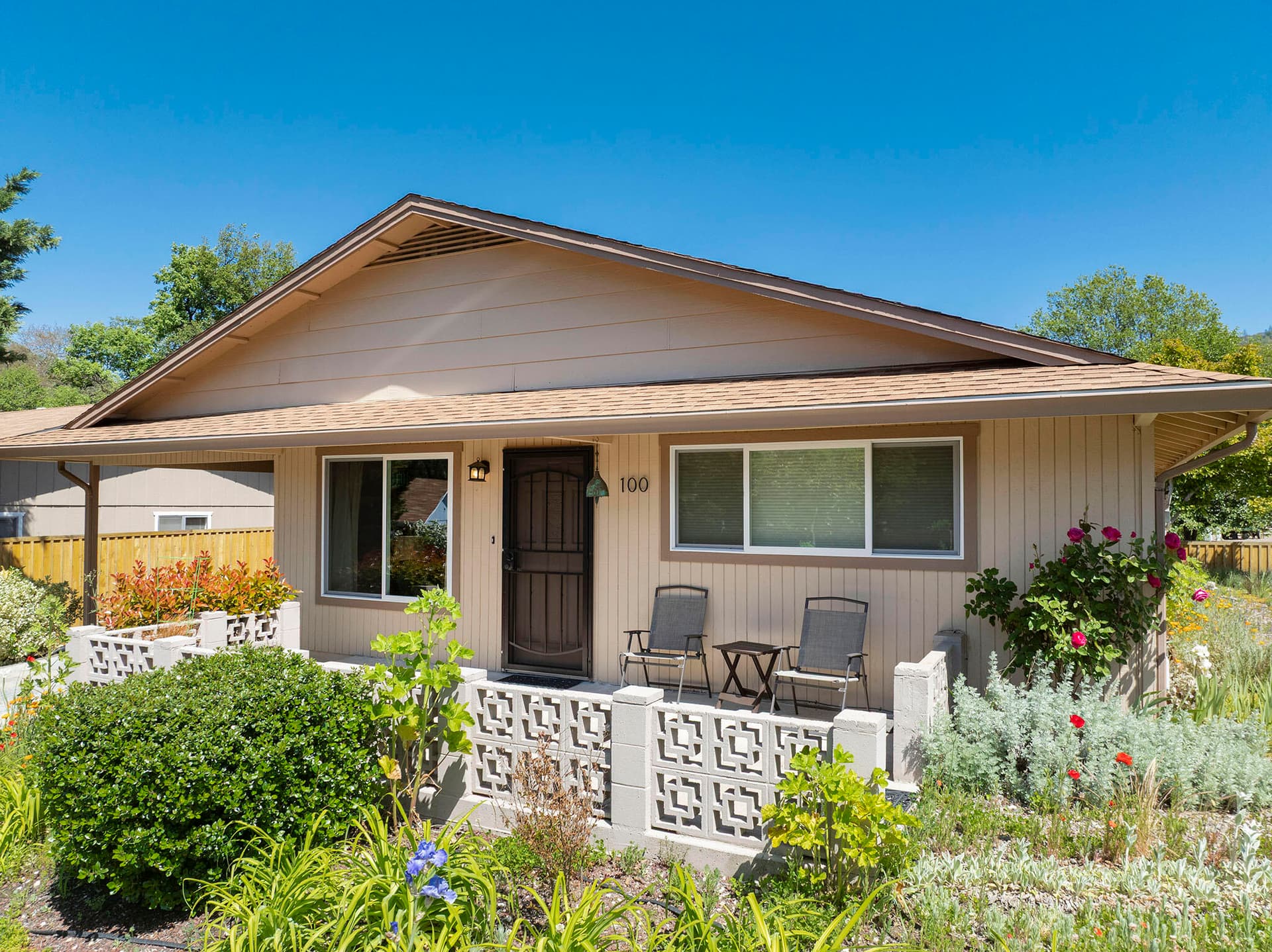 3. Photo 3 of 35, 100 Brookside Court, Rogue River, OR 97537