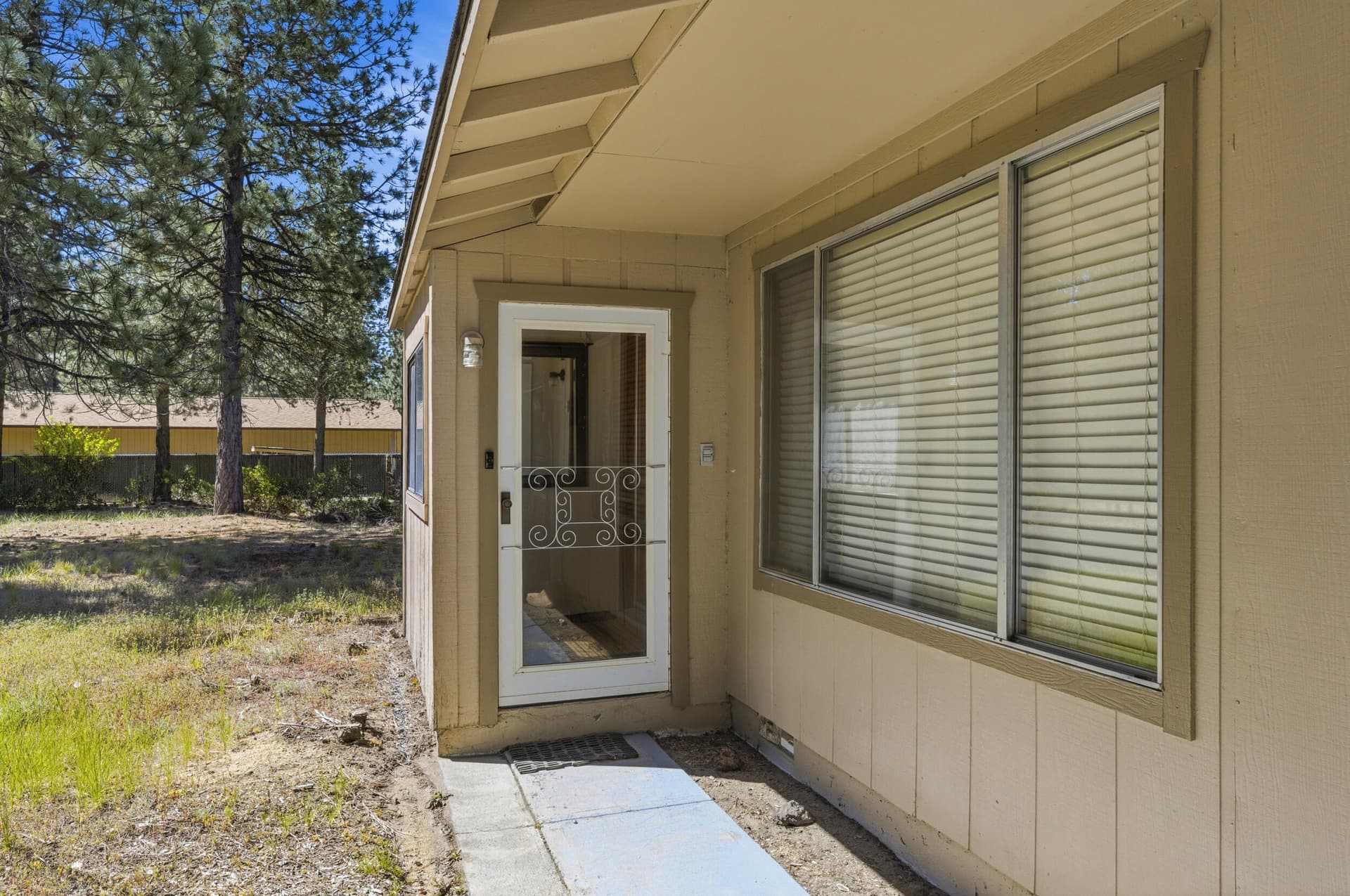 5. Photo 5 of 51, 50868 Doe Loop, La Pine, OR 97739