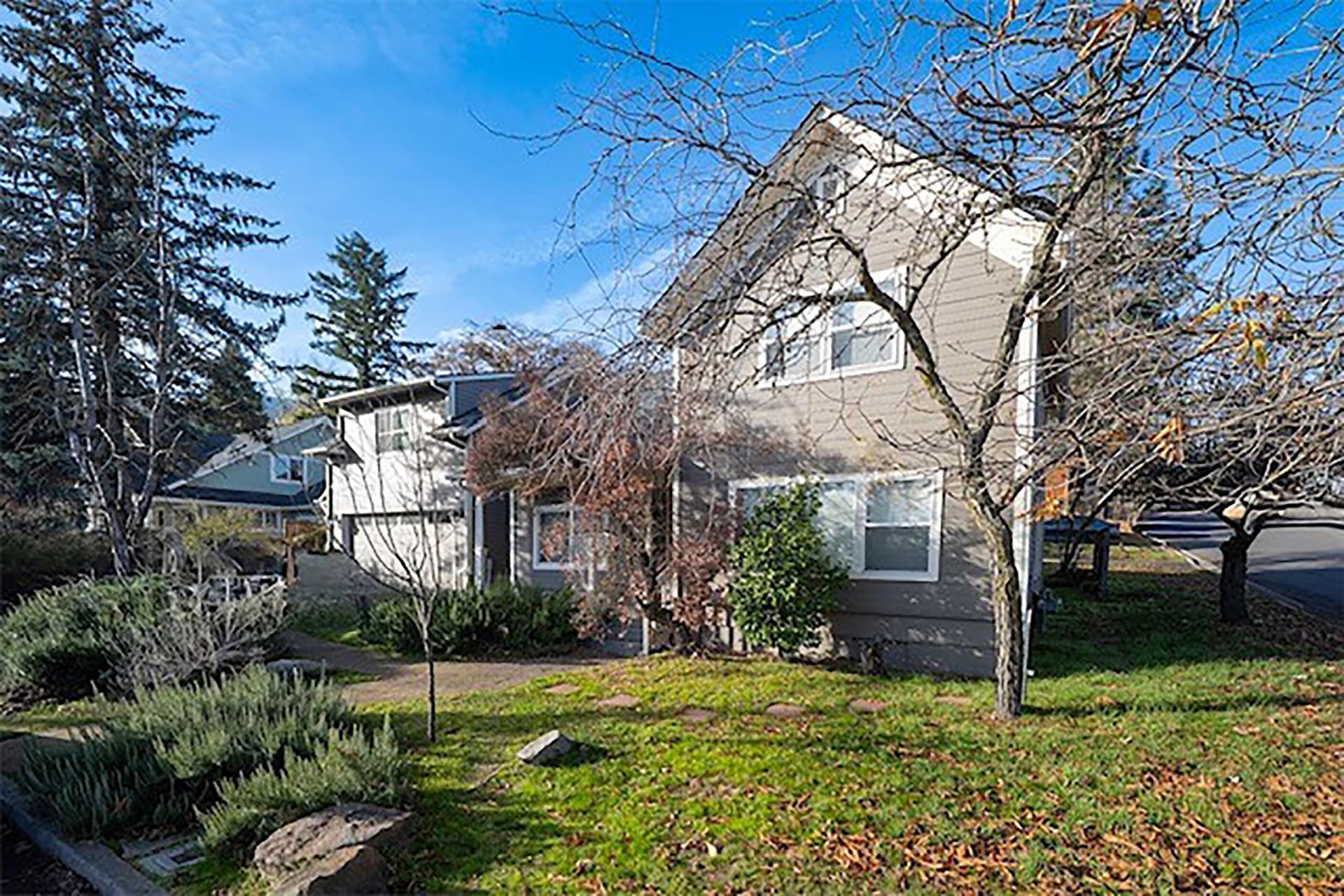 thumbnail_563 Rock 2 Exterior wo car. Photo 2 of 48, 563 Rock Street, Ashland, OR 97520