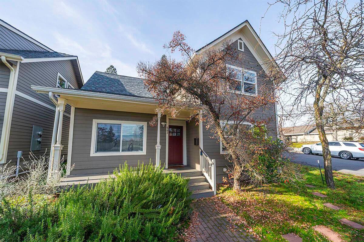 563 Rock St. Photo 3 of 48, 563 Rock Street, Ashland, OR 97520
