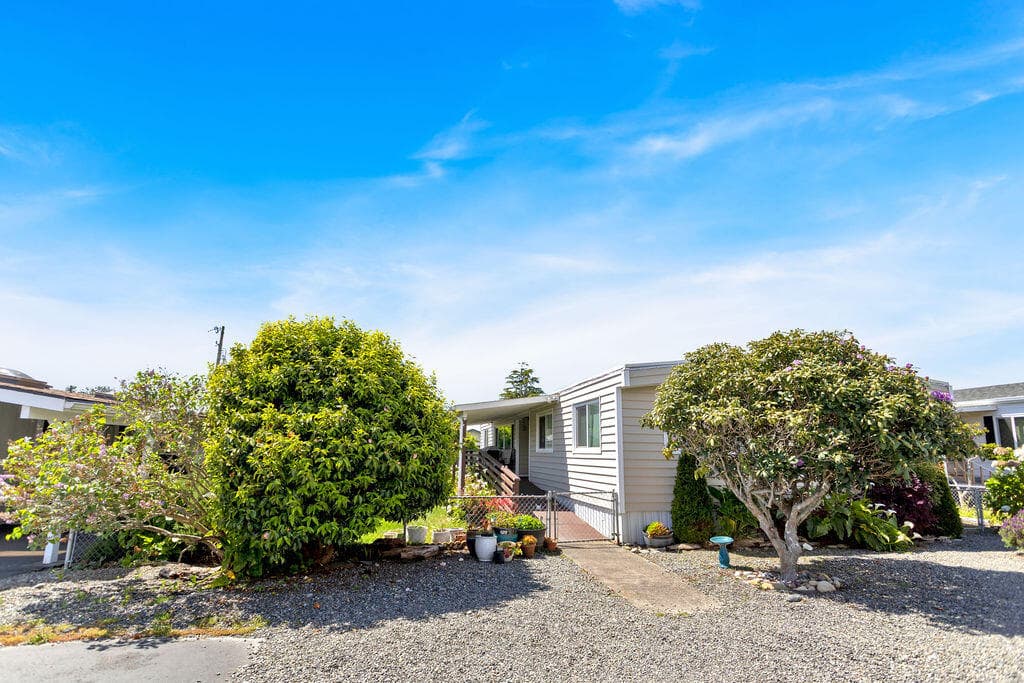 Sunsetstripmobile-13. Photo 4 of 40, 15889 Sunset Strip Unit 62, Brookings, OR 97415