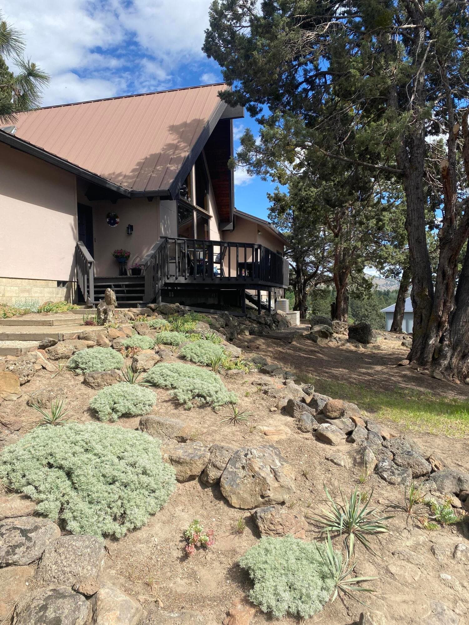 image Carol Snyder (2). Photo 3 of 26, 3213 Country Lane, Klamath Falls, OR 97603