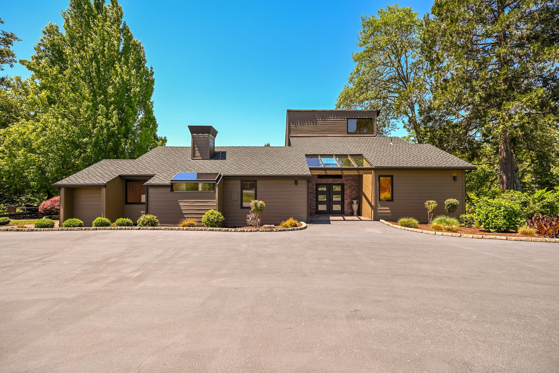 Main House. Photo 1 of 60, 2546 Fisher Road, Roseburg, OR 97471