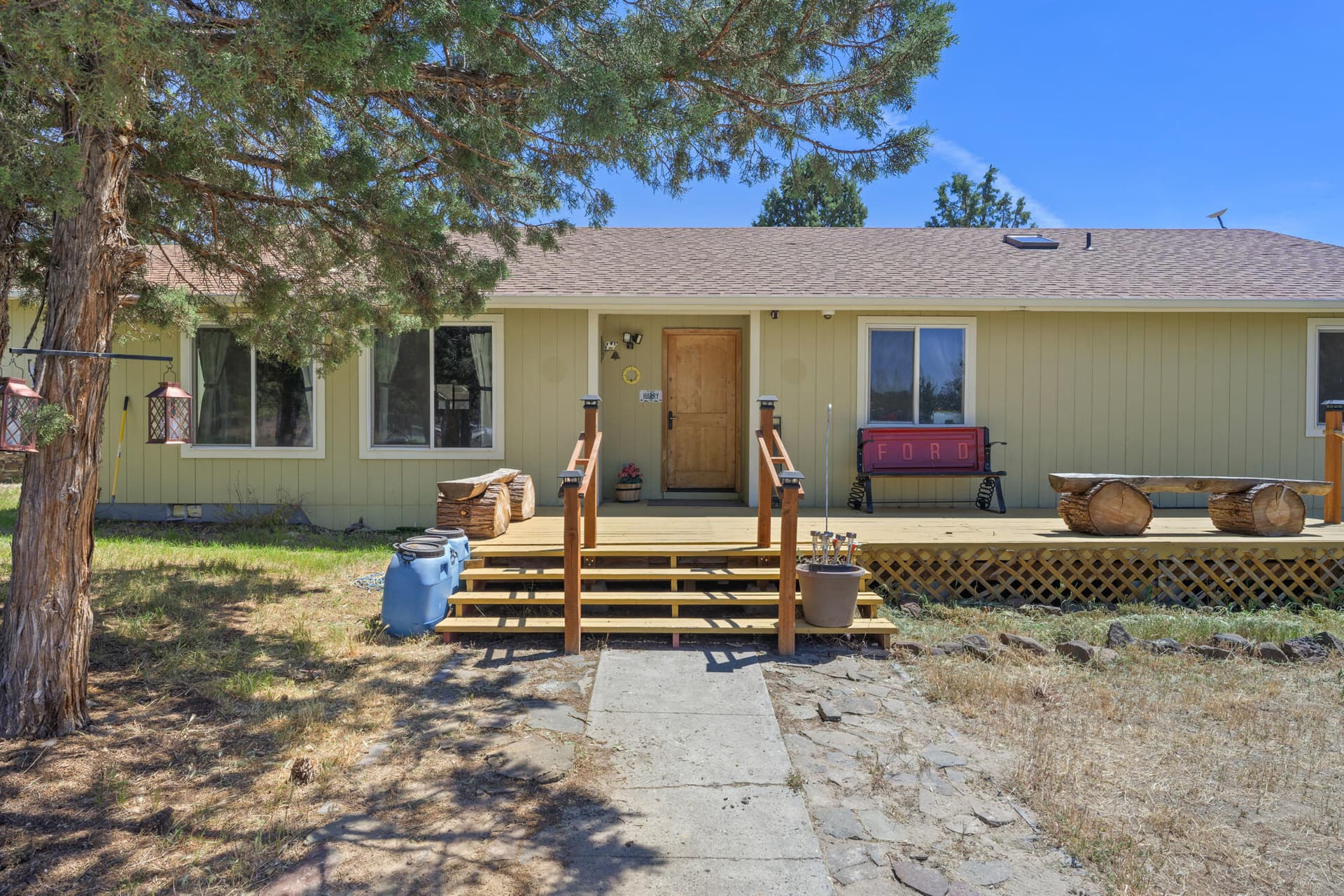 12186 SE Juniper Canyon Rd_ Prineville_. Photo 2 of 32, 12186 SE Juniper Canyon Road, Prineville, OR 97754