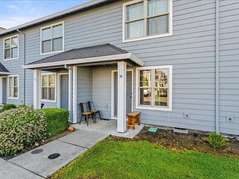 03-EXT (3 of 6). Photo 3 of 16, 450 Midway Road Unit #34, Medford, OR 97501