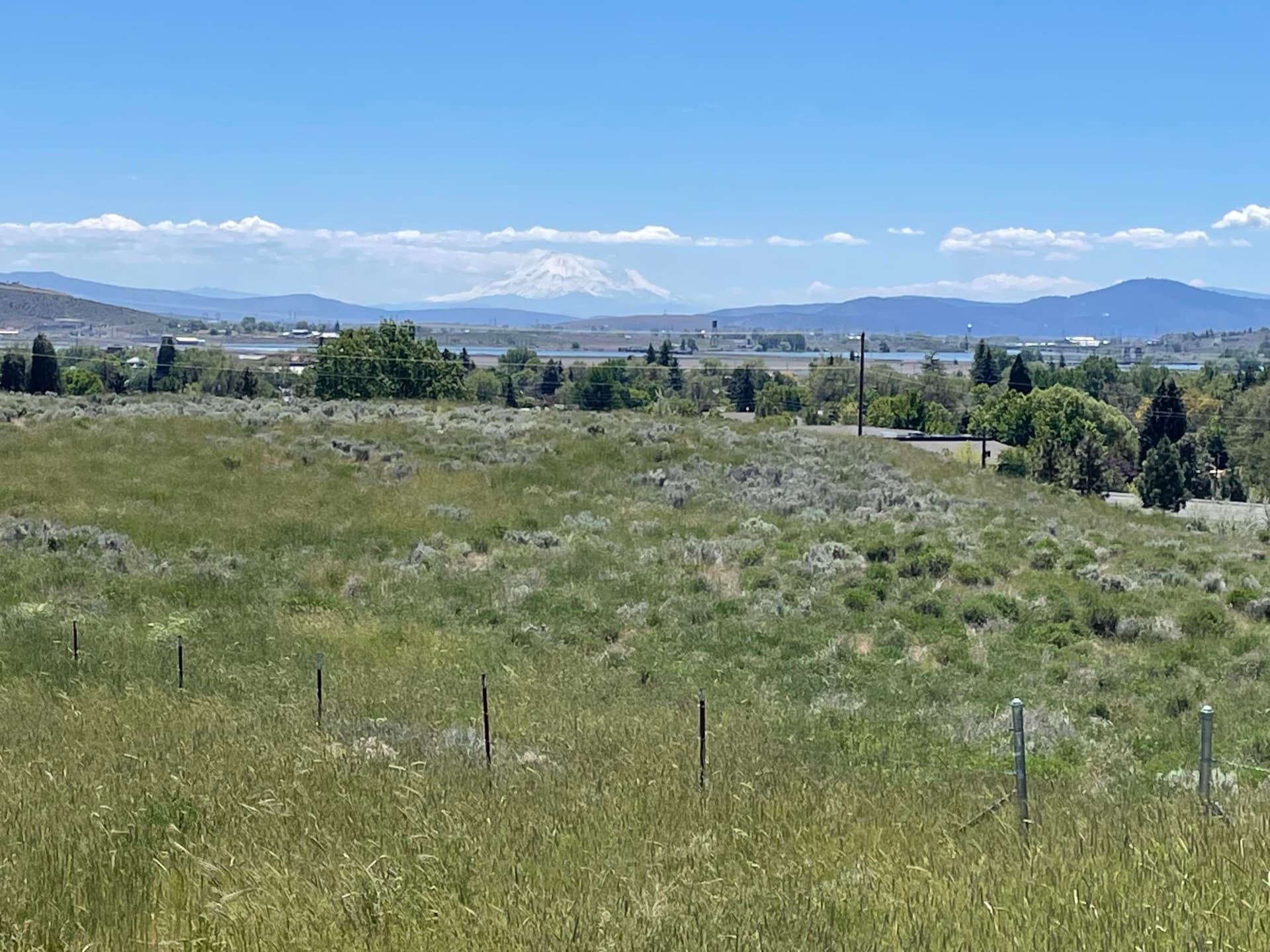 Photo South to Mt. Shasta. Photo 1 of 19, 0 Foothills Boulevard Unit Lot 300, Klamath Falls, OR 97603