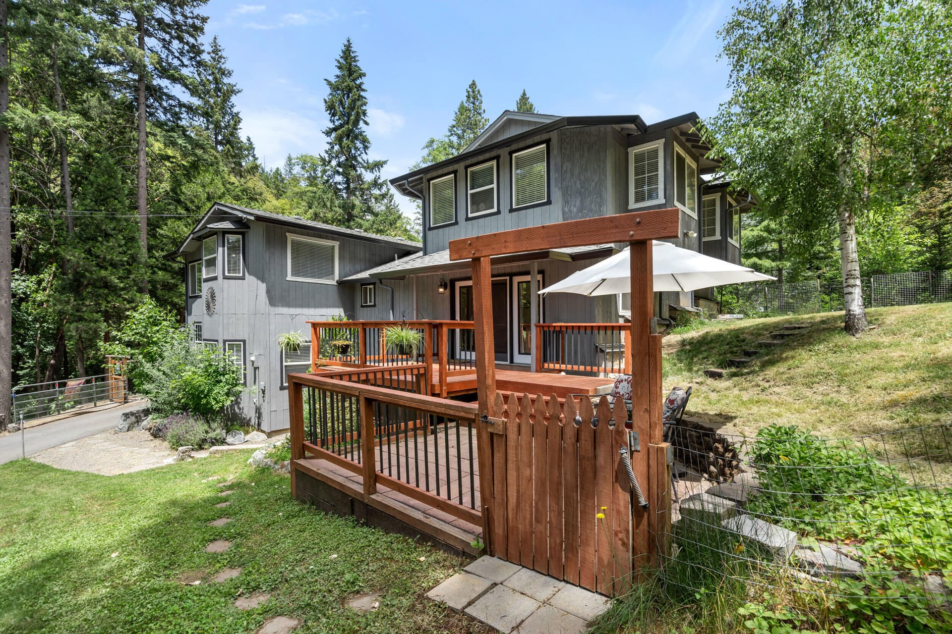 Deck. Photo 4 of 36, 3268 Humbug Creek Road, Applegate, OR 97530