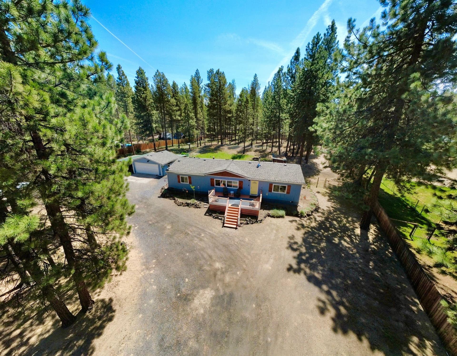 Front. Photo 2 of 52, 17667 Penny Court, La Pine, OR 97739