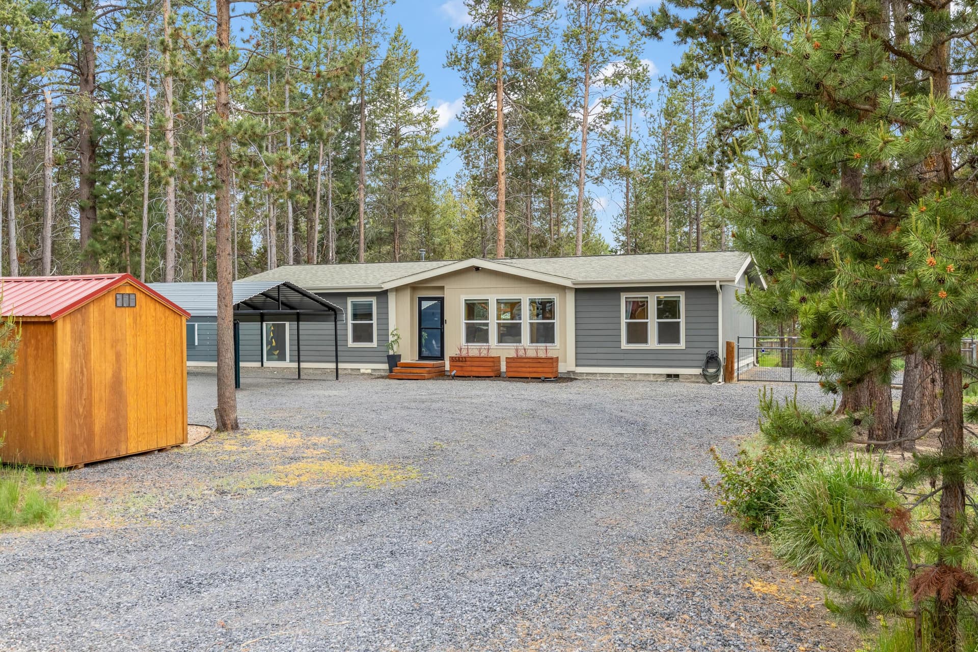 01. Photo 4 of 35, 55823 Snow Goose Road, Bend, OR 97707