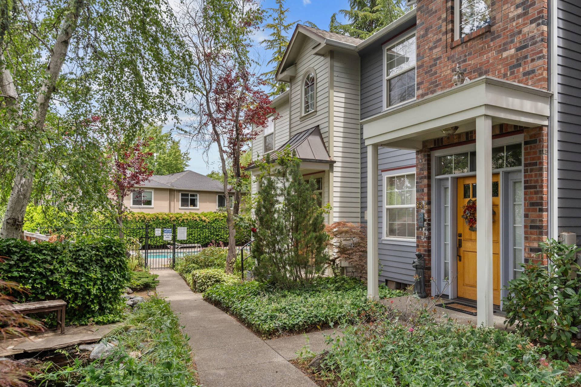 28_820 park st-28. Photo 3 of 30, 820 Park Street, Ashland, OR 97520