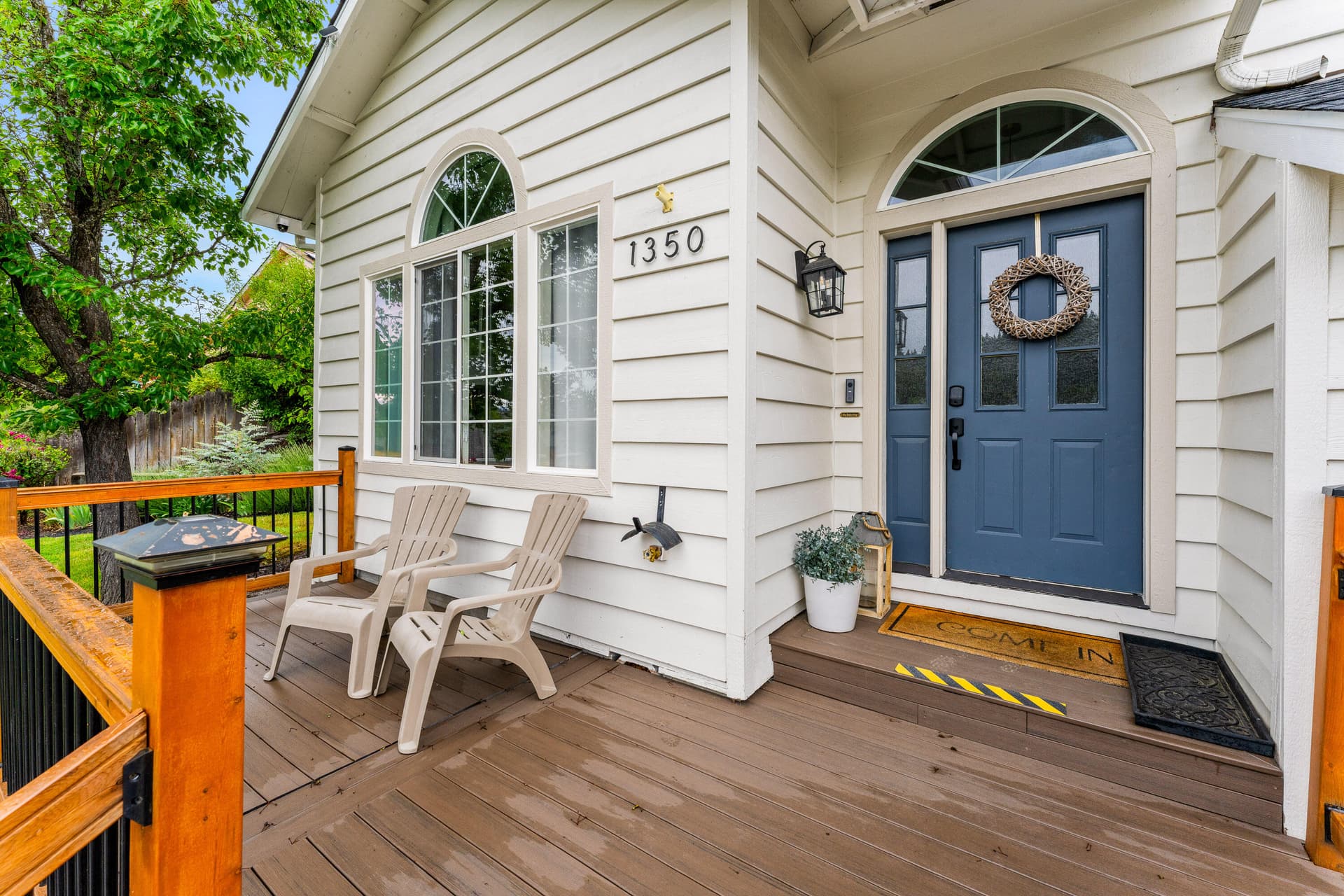 08-EXT (4 of 13). Photo 4 of 44, 1350 Forestview Drive, Grants Pass, OR 97527