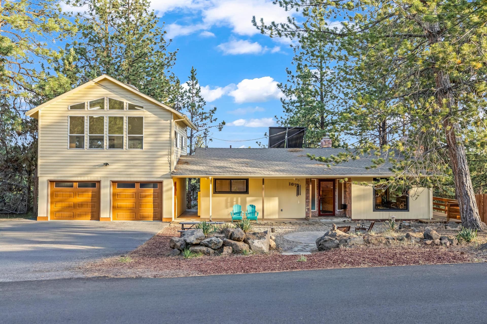 Front. Photo 1 of 35, 1671 NW Saginaw Avenue, Bend, OR 97703