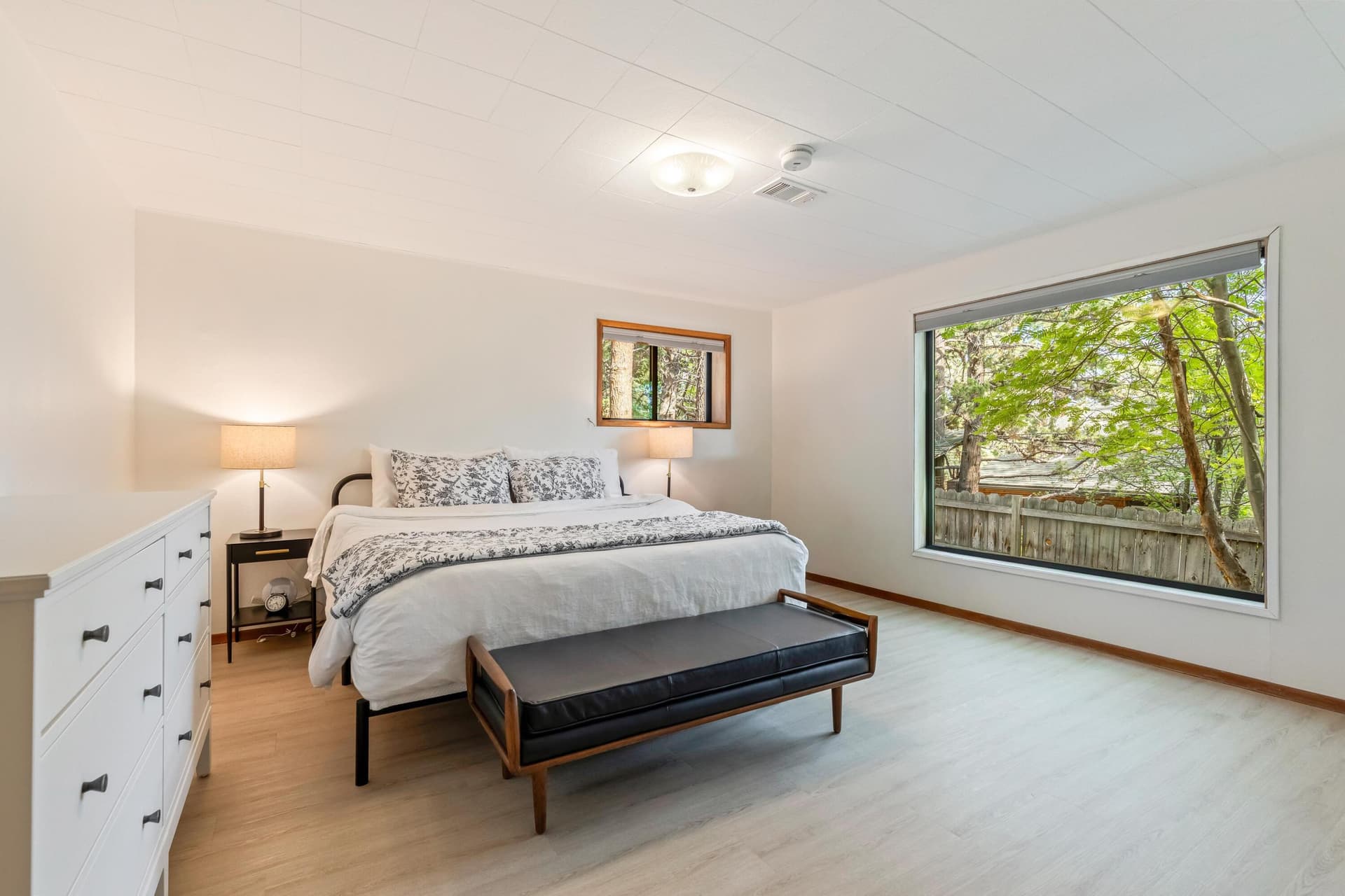 Bedroom. Photo 4 of 35, 1671 NW Saginaw Avenue, Bend, OR 97703