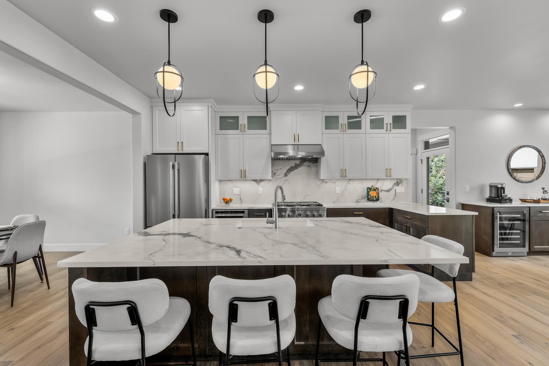 kitchen's wraparound island. Photo 3 of 40, 3422 NW Jackwood Place, Bend, OR 97703