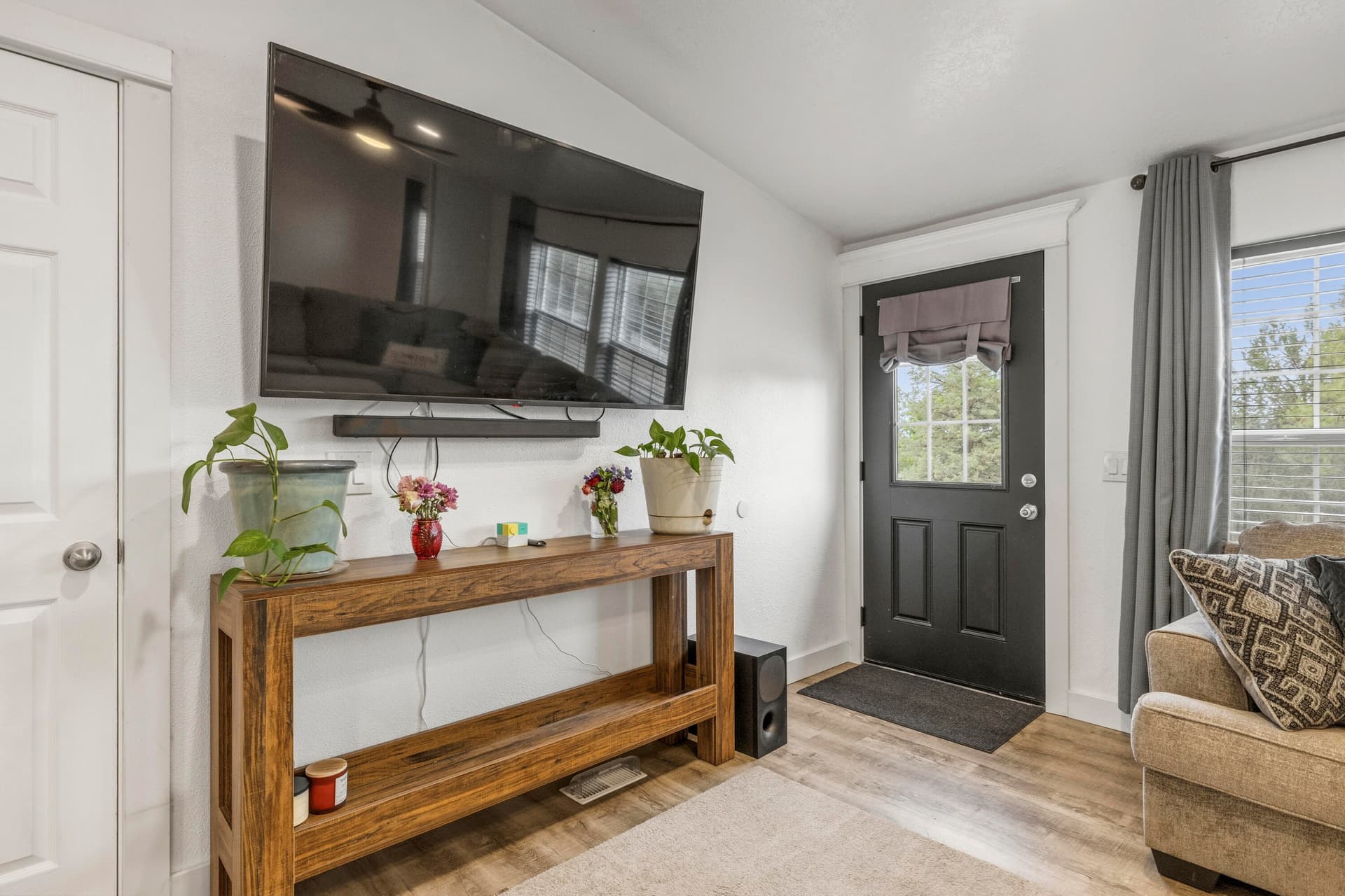 13086AntlerDr-1. Photo 4 of 63, 13086 Antler Drive, Klamath Falls, OR 97603