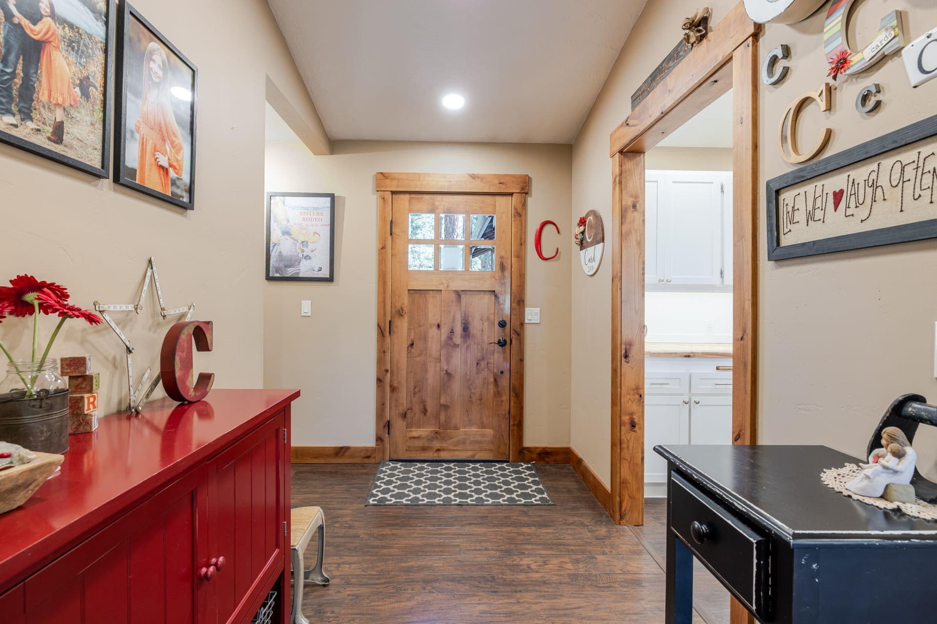 39-web-or-mls-15917 Pinion Jay Lane-39. Photo 4 of 42, 15917 Pinion Jay Lane, Sisters, OR 97759