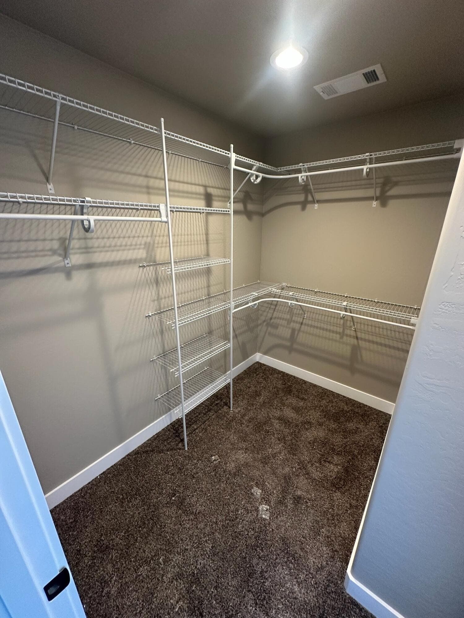 4. Photo 4 of 48, 7422 Denman Court, White City, OR 97503