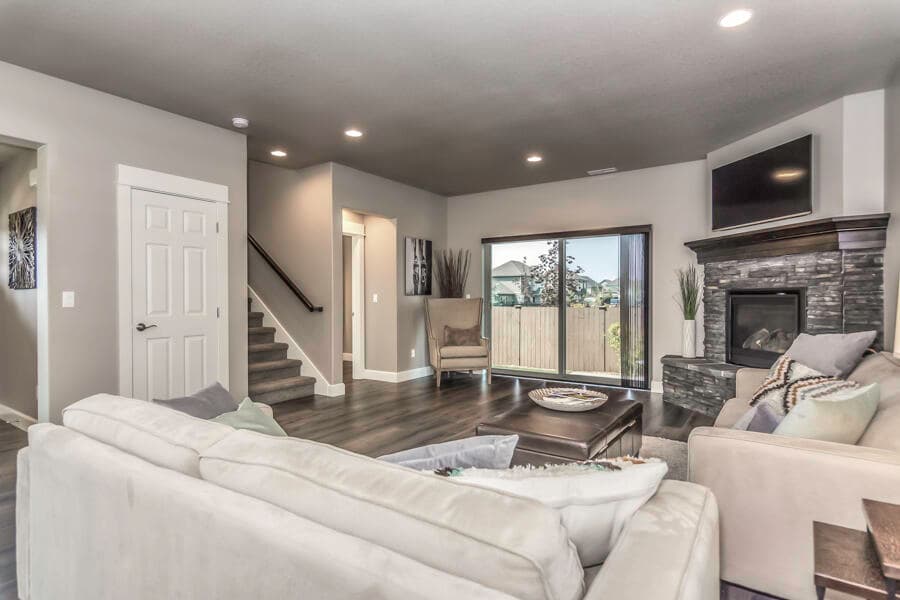 3.1 Nolan Dr NE 62896 Web (23 of 30). Photo 4 of 19, 20560 Kira Drive Unit 371, Bend, OR 97702