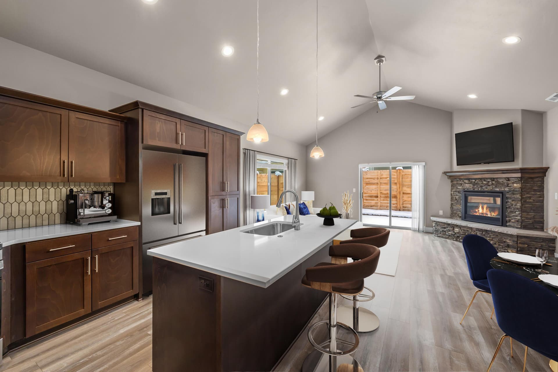 5 glam_image_3_final. Photo 2 of 24, 20587 SE Nina Avenue Unit 356, Bend, OR 97702
