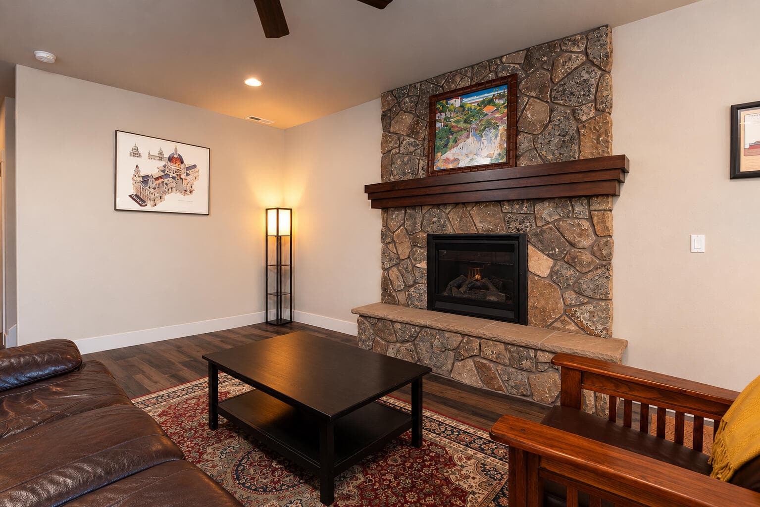 great room. Photo 5 of 31, 20527 SE Stanford Place, Bend, OR 97702
