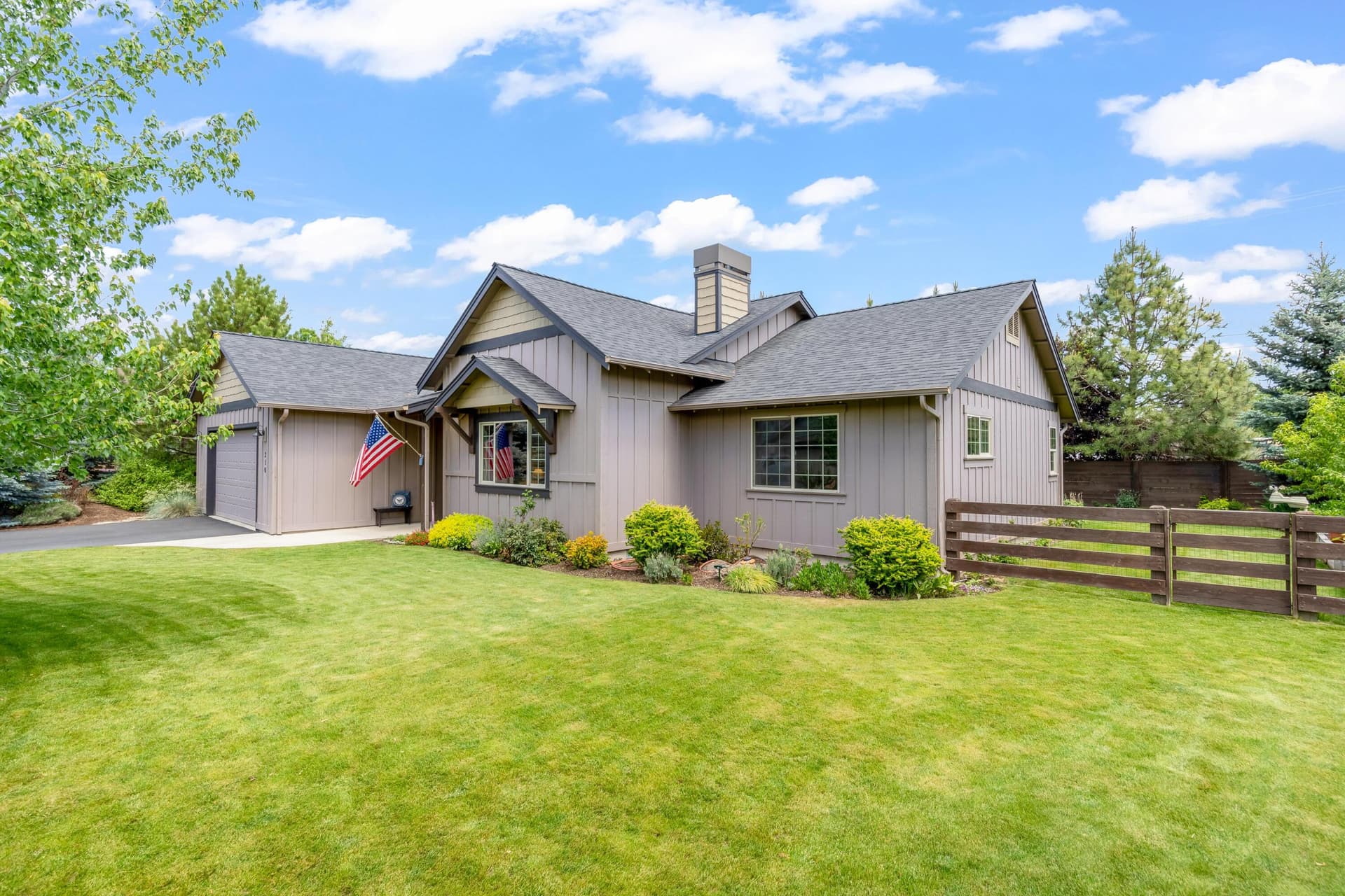 31. Photo 1 of 37, 210 NW Saddle Ridge Loop, Prineville, OR 97754