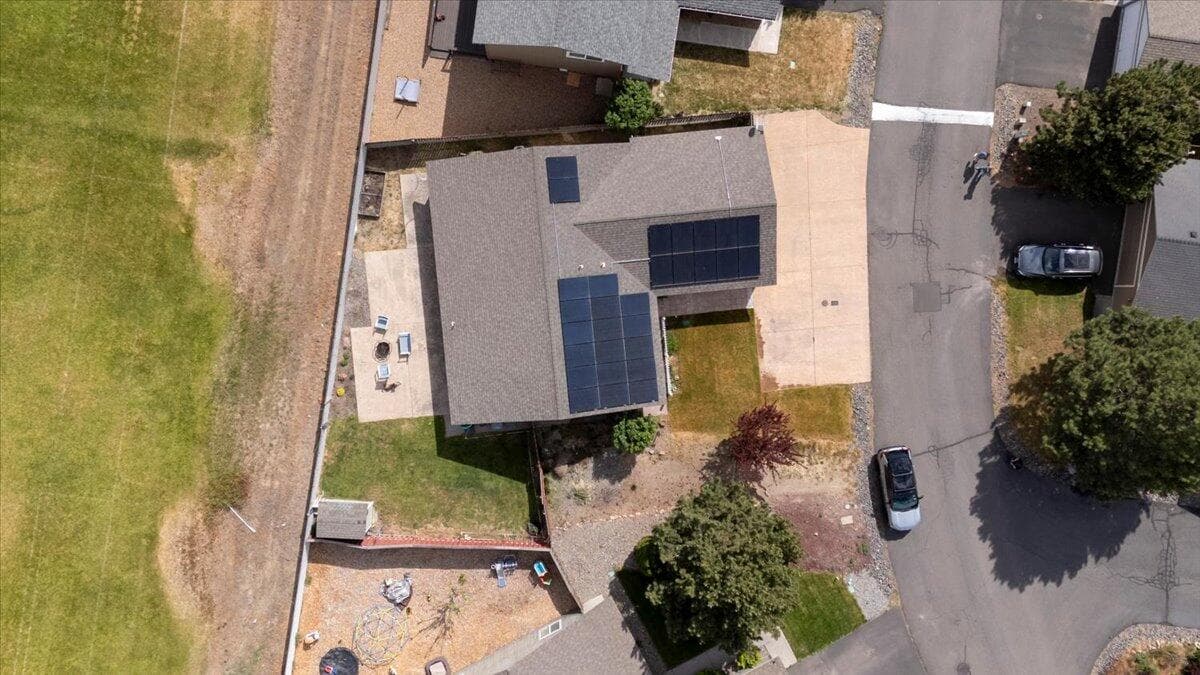 03-512 SE Ponderosa Dr, Madras-3. Photo 4 of 21, 512 SE Ponderosa Drive, Madras, OR 97741