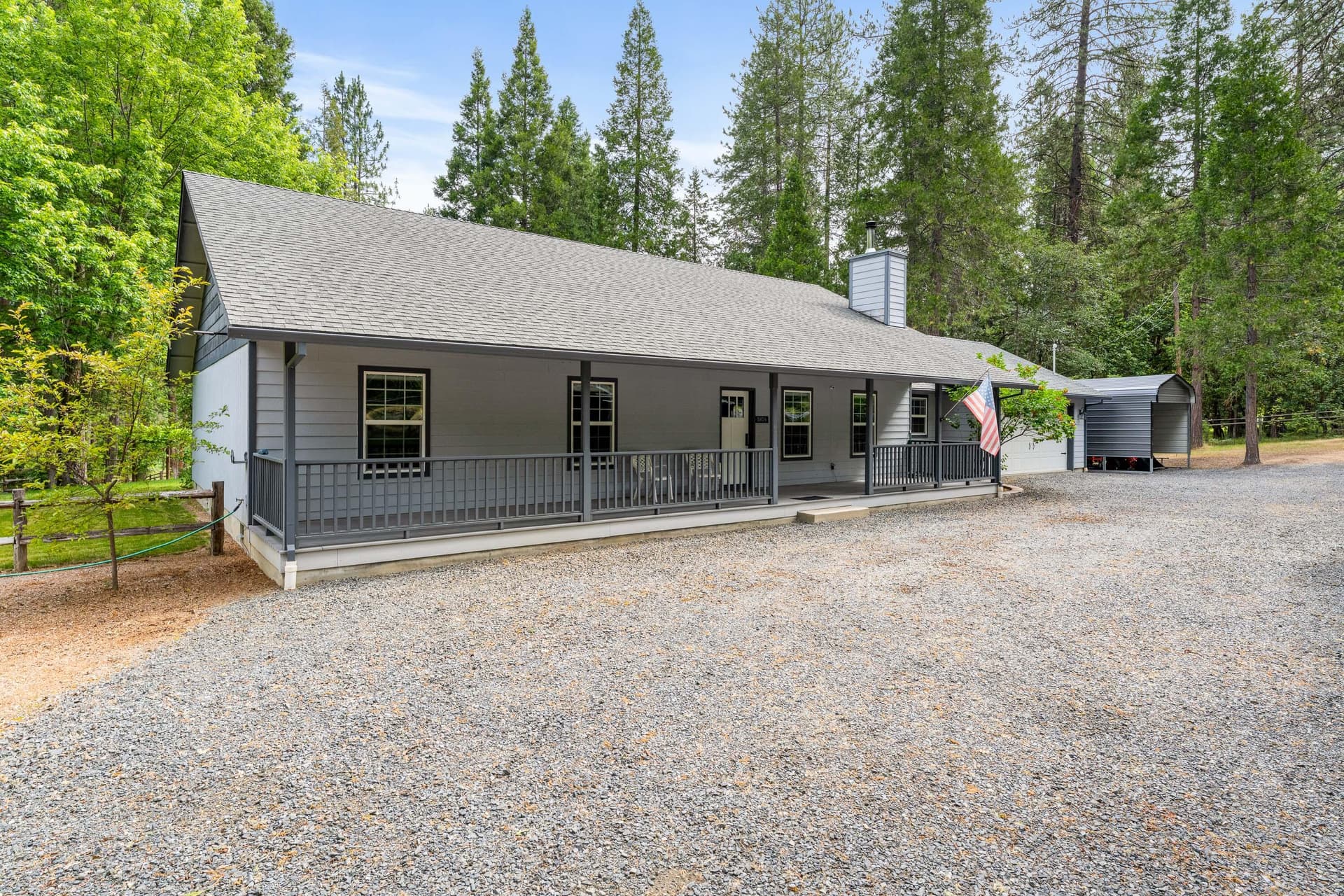 4. Photo 4 of 45, 5876 Donaldson Road, Grants Pass, OR 97526